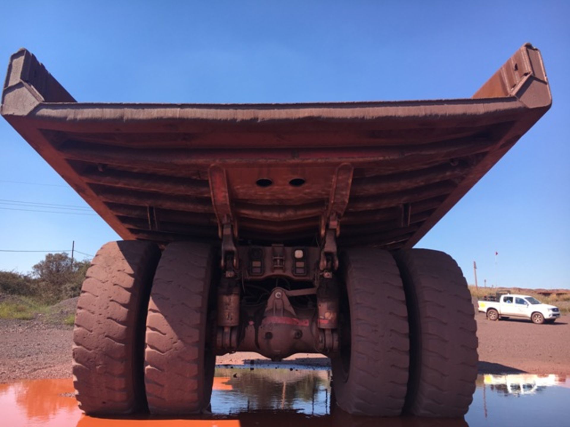 2004 CAT 777D DUMP TRUCK (LOCATED AT BEESHOEK MINE, POSTMASBURG NC) - Image 10 of 10