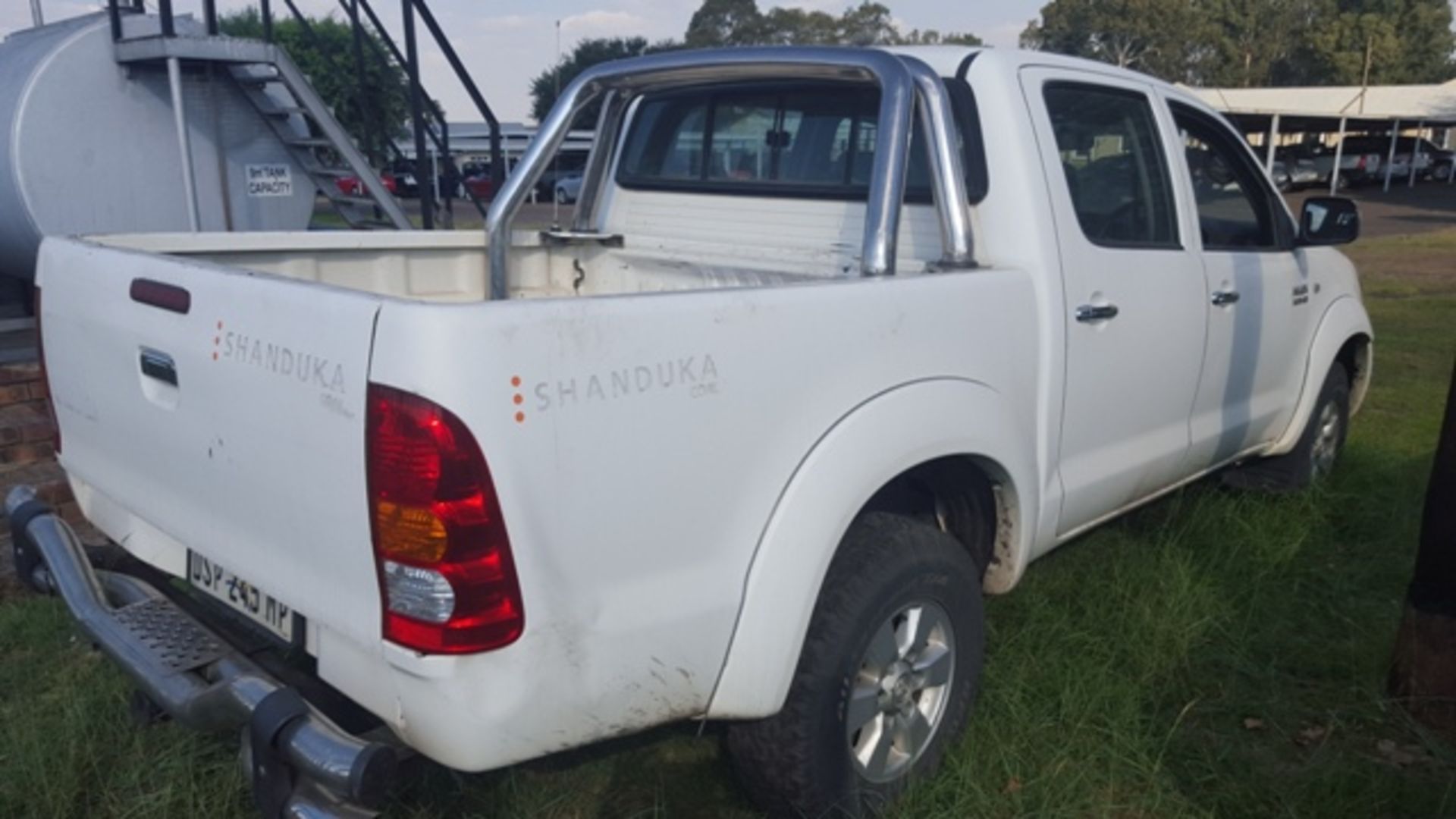 2007 TOYOTA HILUX 3.0 D4-D RAIDER 4X4 P/U D/C - RUNNER (SHANDUKA CENTRAL OFFICES, WITBANK) - Image 6 of 7