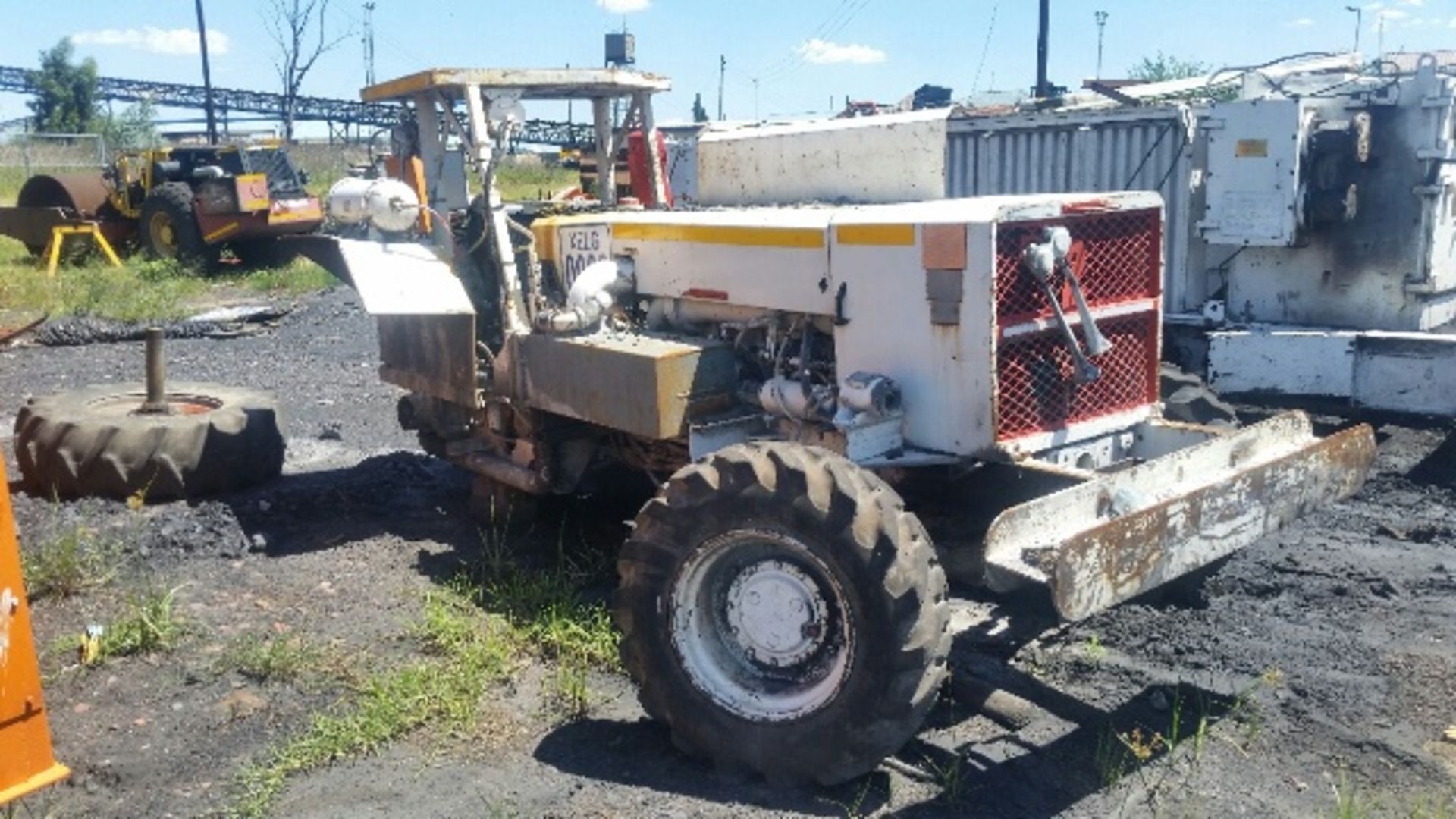 FORD FLAMEPROOF TRACTOR SERIAL: R2080435 (GLENCORE SOUTH WITBANK MINE)