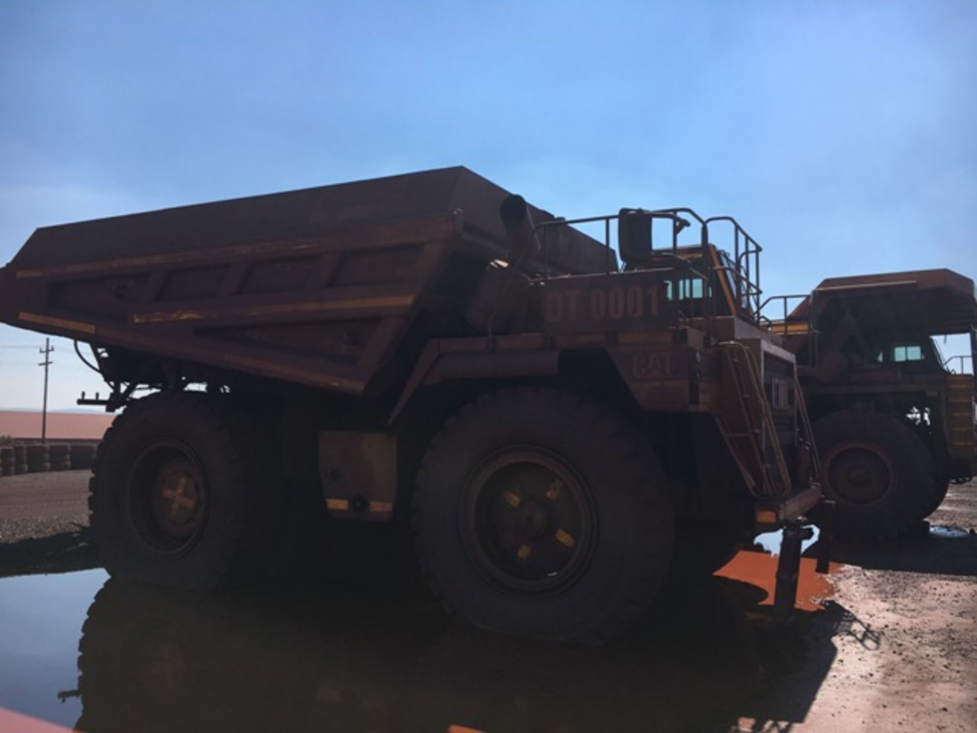 1996 CAT 777D DUMP TRUCK (LOCATED AT BEESHOEK MINE, POSTMASBURG NC) - Image 3 of 6