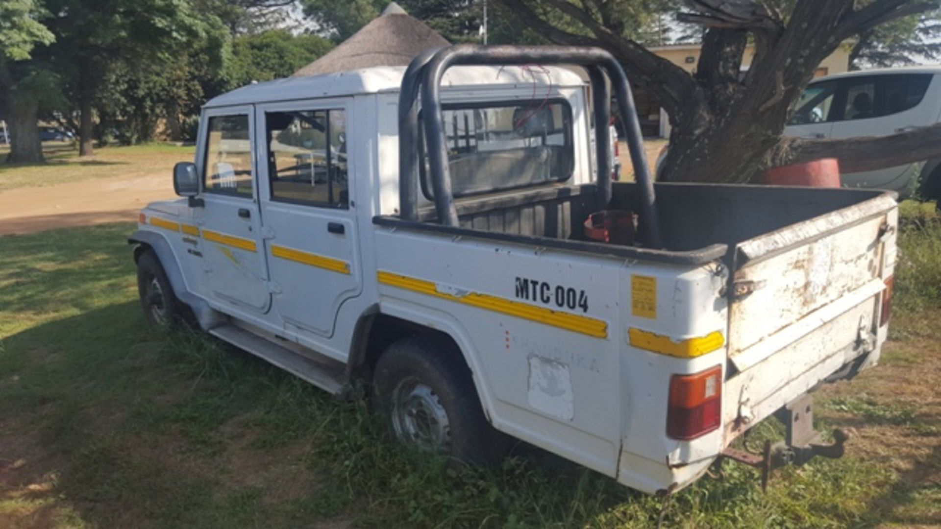 2007 MAHINDRA BOLERO 2.5 TD P/U S/C - NON RUNNER (SHANDUKA CENTRAL OFFICES, WITBANK) - Image 10 of 10