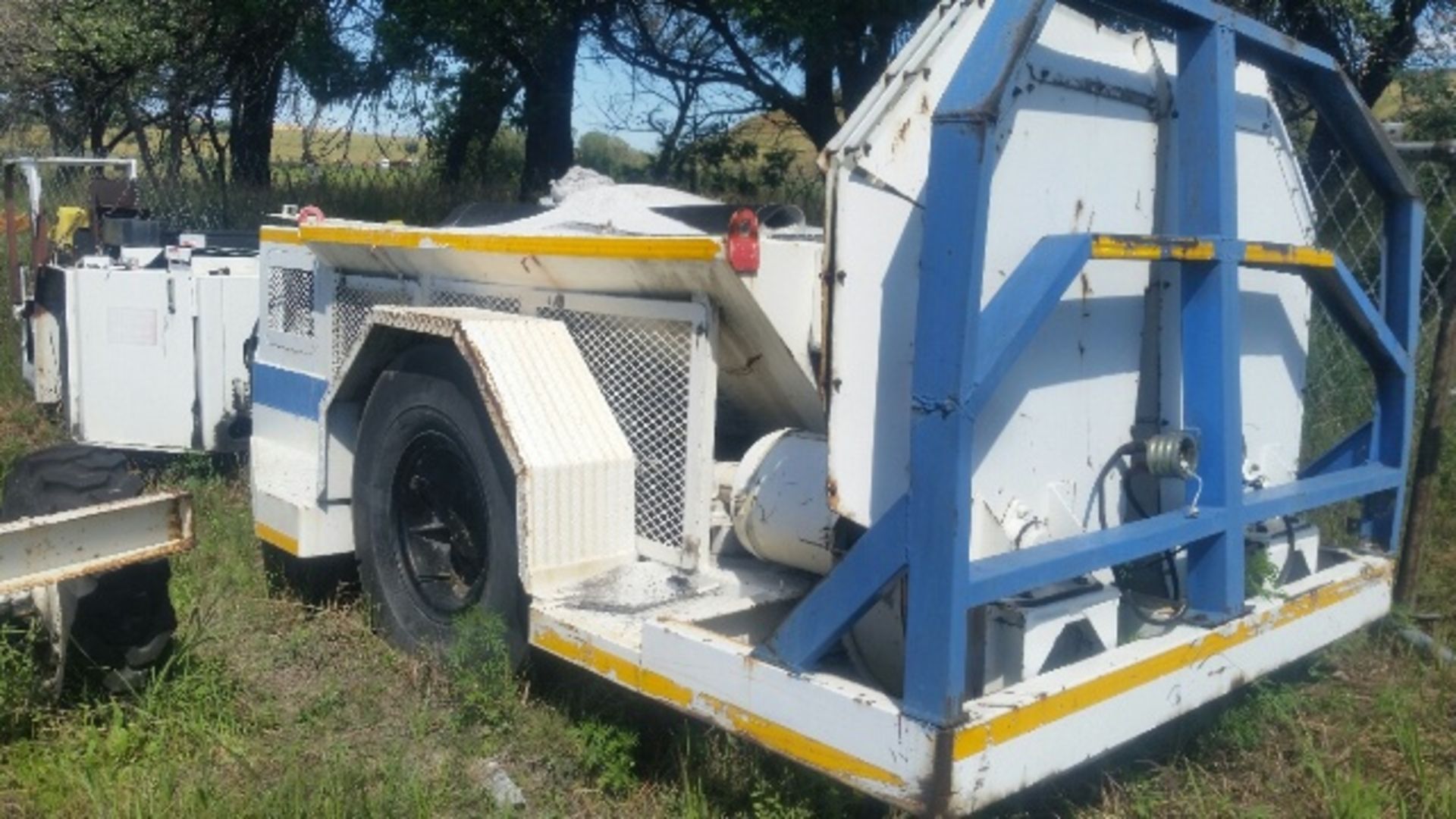 BIRD ARTICULATED STONE DUSTER MACHINE -SERIAL: CM08/001/51/011) (GLENCORE SOUTH WITBANK MINE) - Image 4 of 5