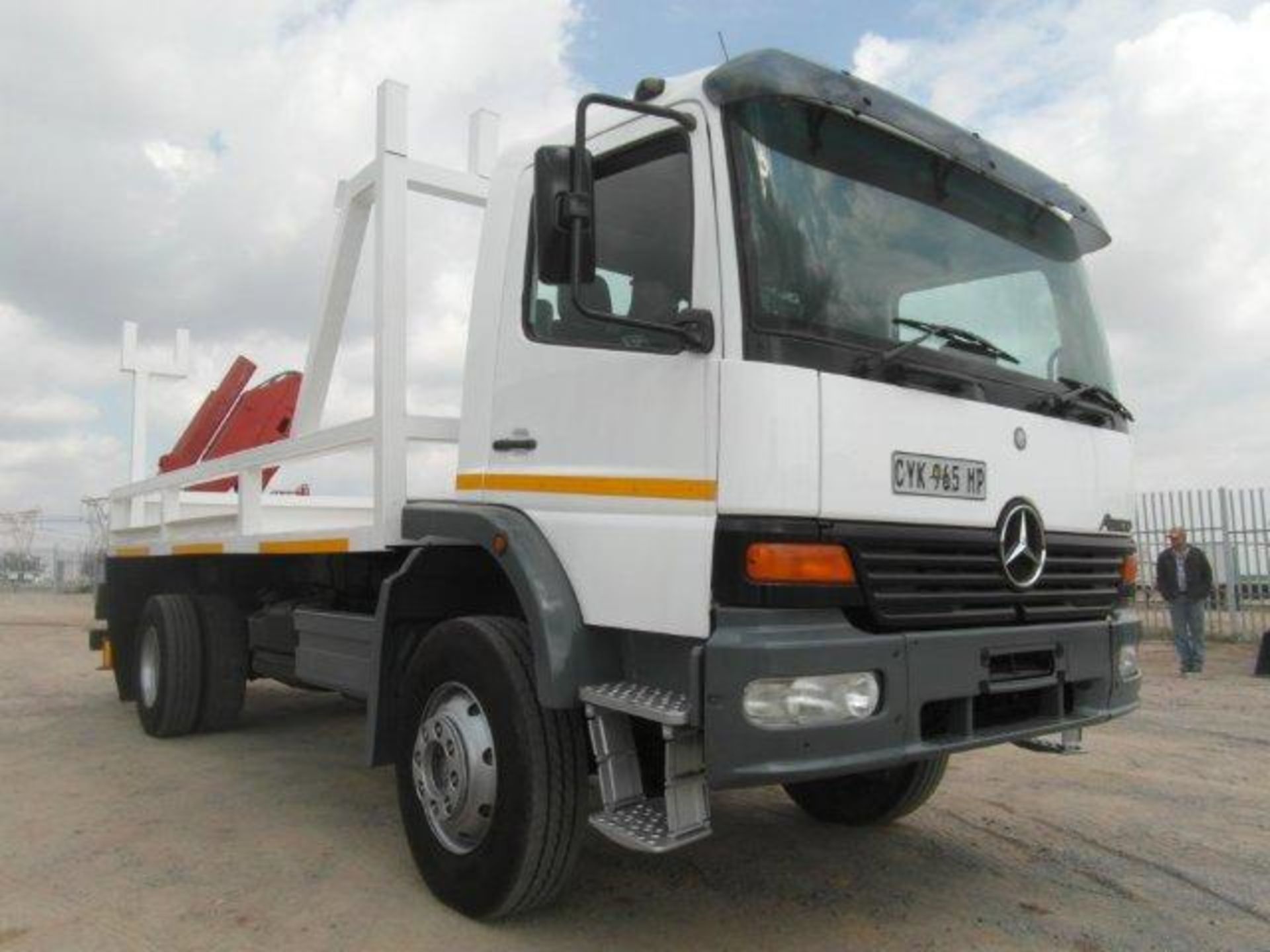 2004 CYK965MP Mercedes-Benz Atego 1517A 4 x 4 With Hydraulic Crane (Vin No: 9703732K841015 )(Kms - Image 2 of 4