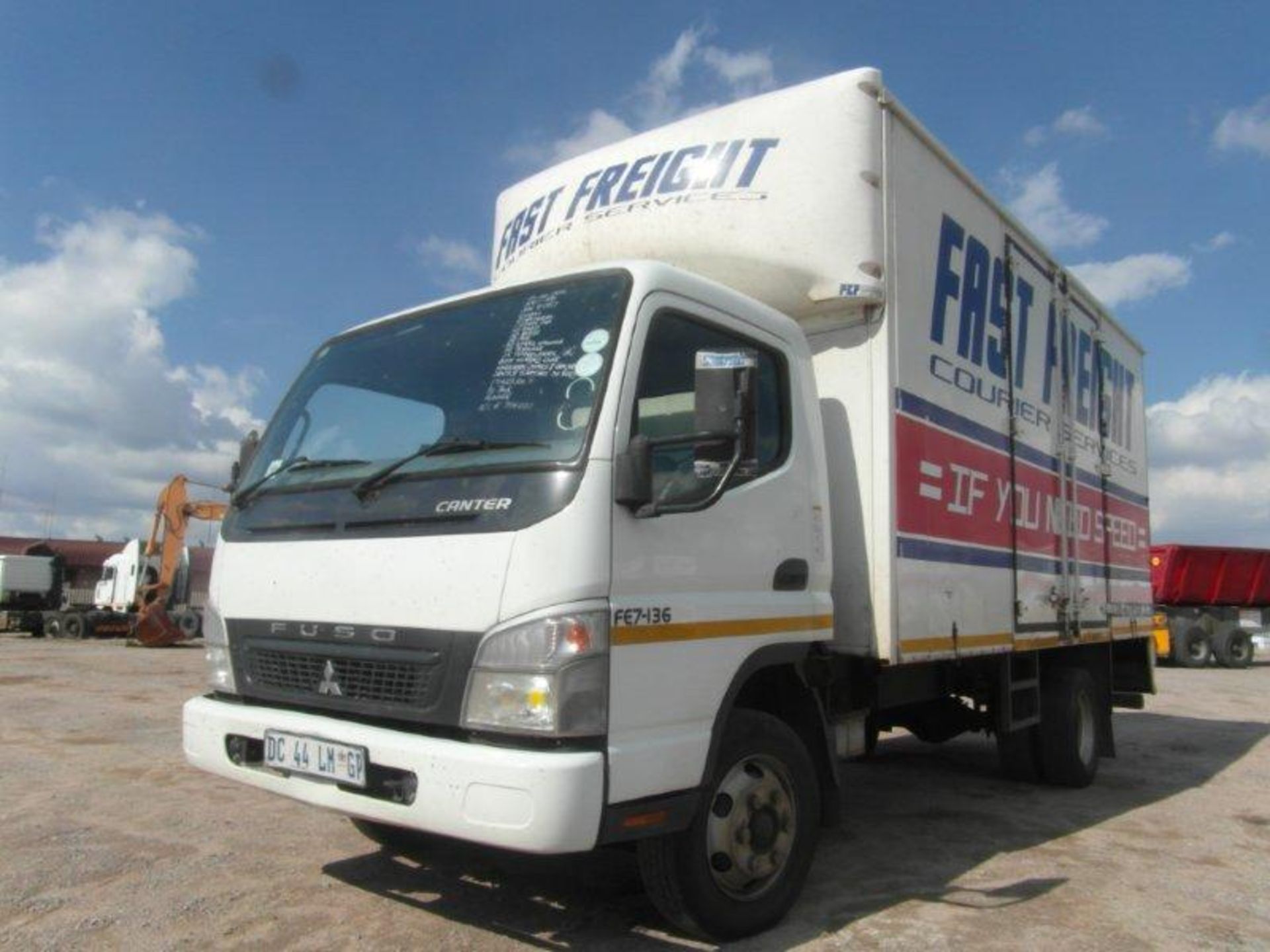 2014 DC44LMGP Mitsubishi Fuso Canter FE7-136 TDFC Volume Body (Vin No: ABJFE85PGEEY14187 )(171423