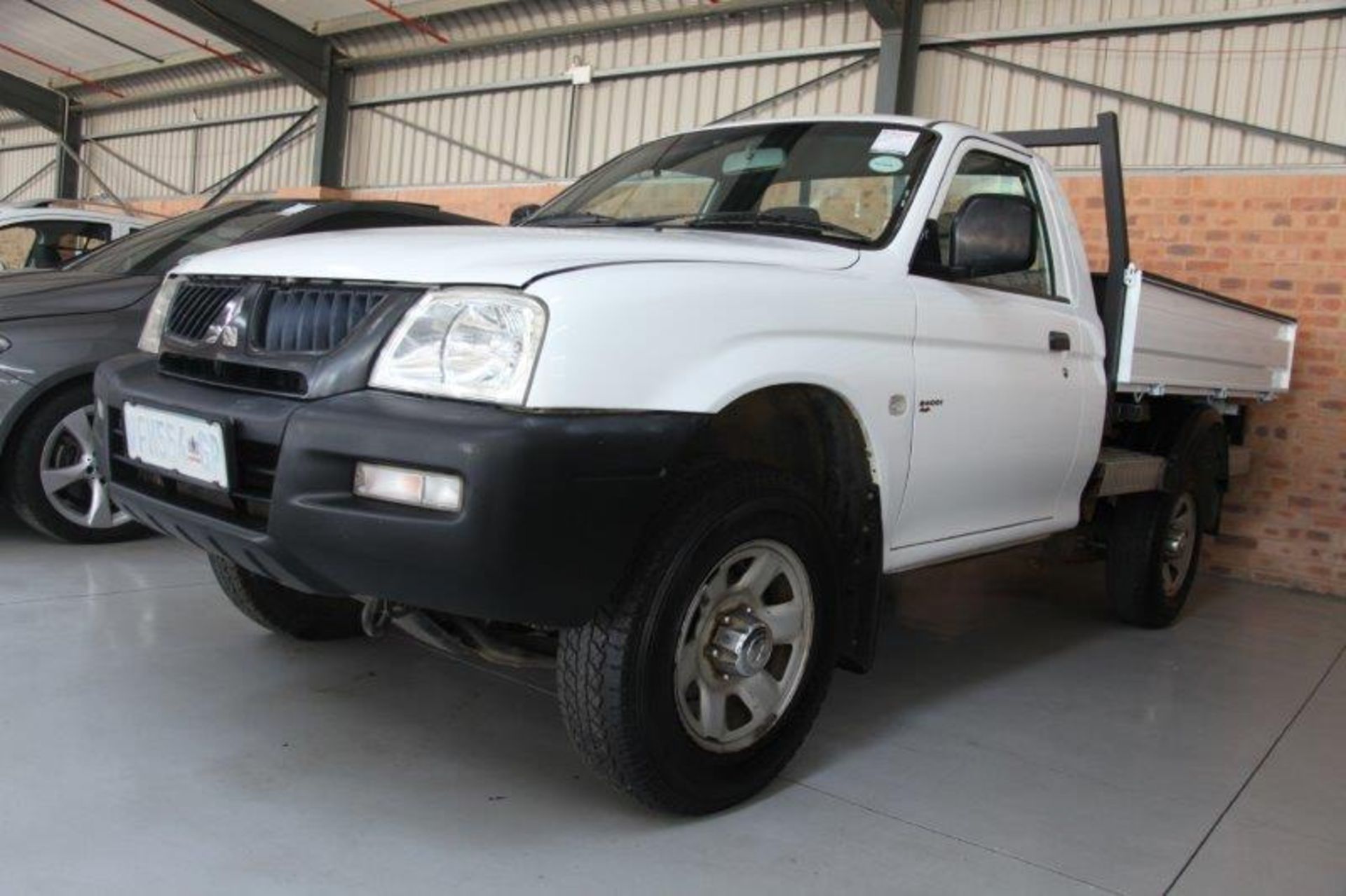 2006 VFM554GP Mitsubishi Colt 2400i Trailbuster Lwb 4x4 Dropside (Vin No: ABJK75ENR6E062302 )(180364 - Image 3 of 4