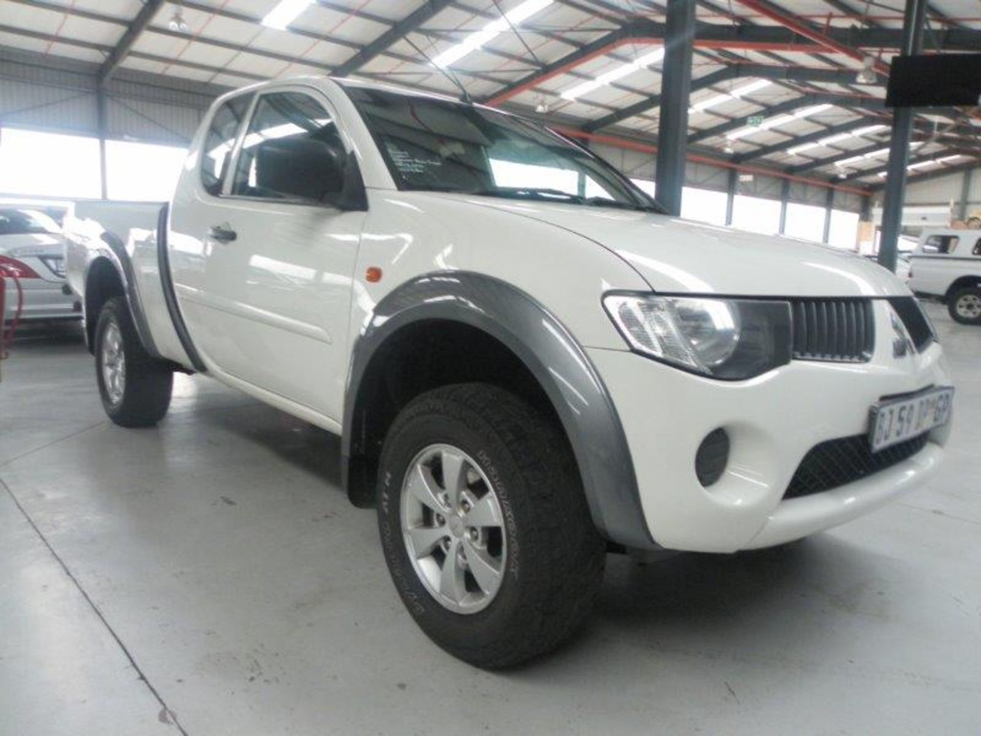 2011 BJ59DPGP Mitsubishi Triton 2.5 Td Supercab 4x2 (Vin No: ABJKA4CNRB002189 )(176478 kms)