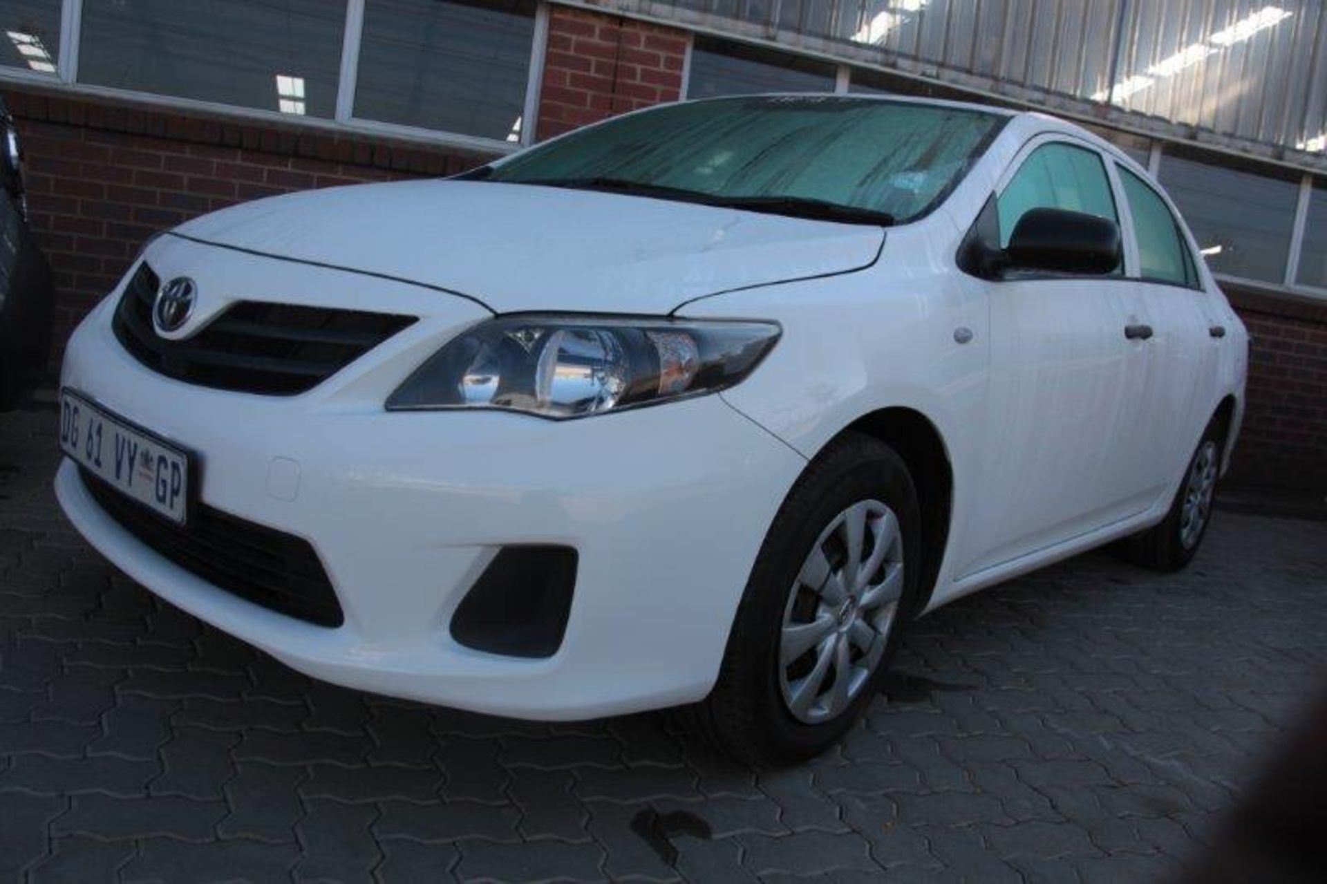 2014 DG61VYGP Toyota Corolla Quest 1.6 (Vin No: AHTLB52E403088615 )(172528 kms)