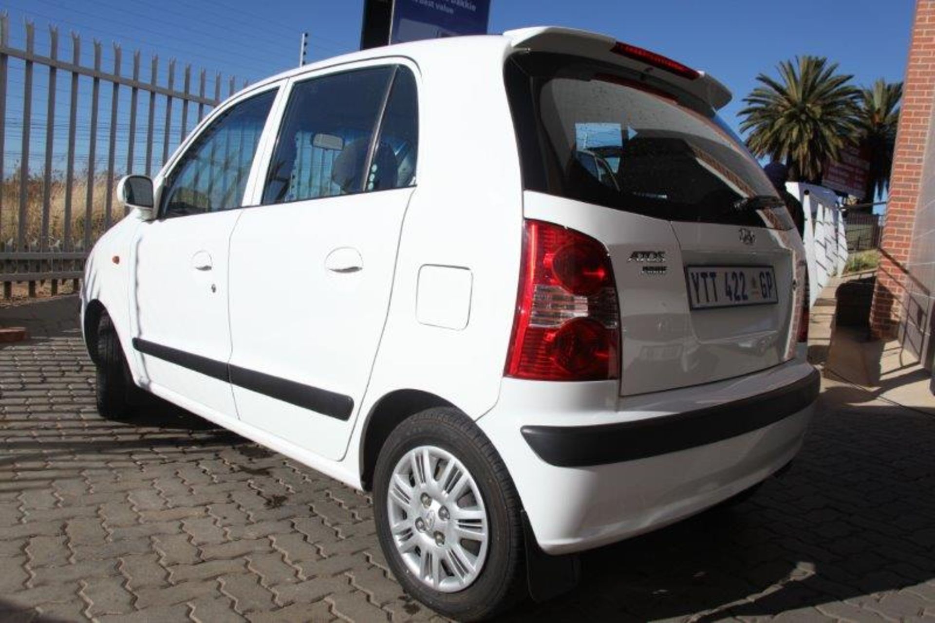 2009 YTT422GP Hyundai Atos Prime GLS (Vin No: MALC51HR9M4405259 )(241141 kms) - Image 4 of 5