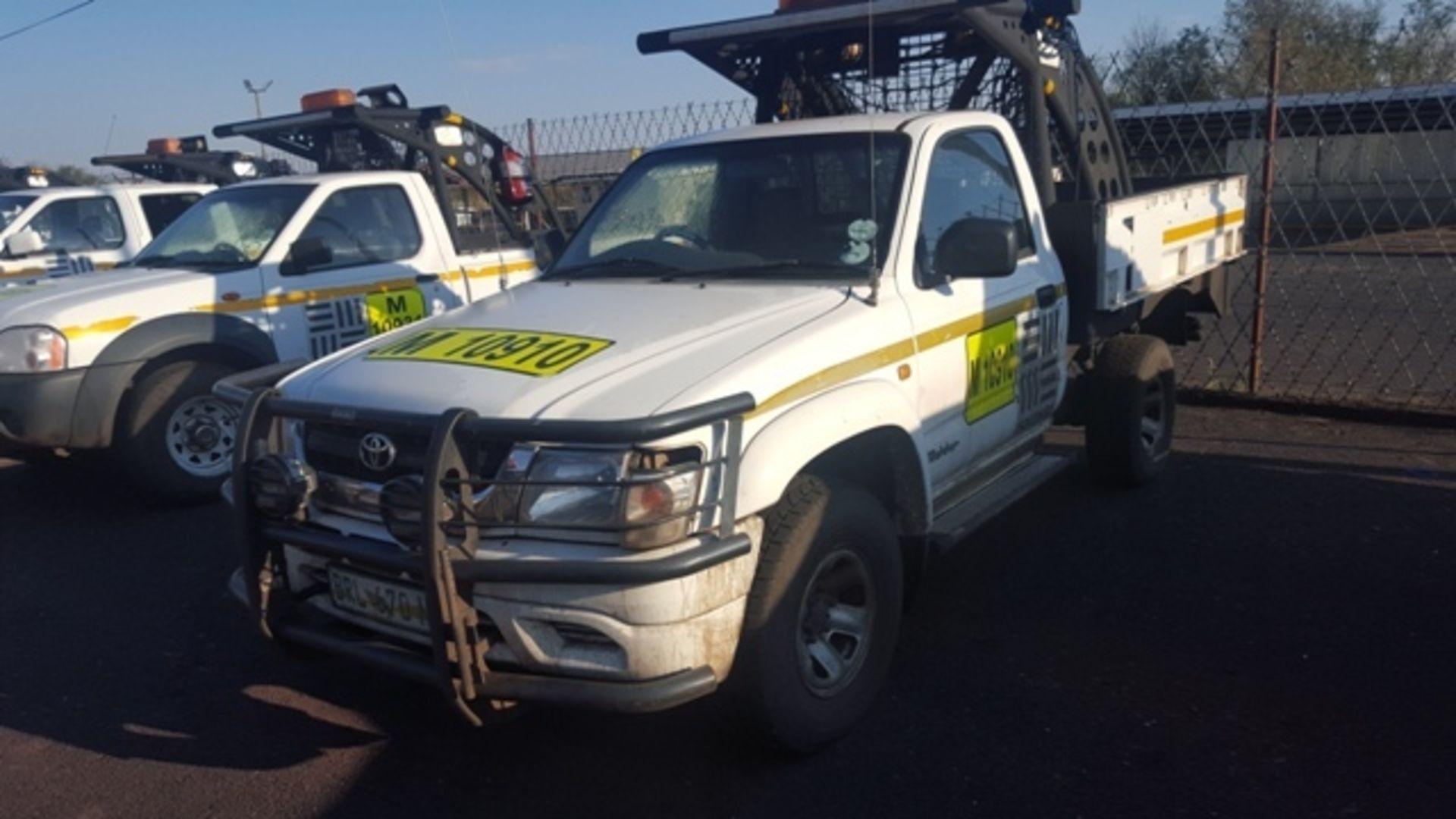 2004 TOYOTA HILUX 3.0 KZ-TE RAIDER P/U S/C KM:423411(NON RUNNER)(LOCATED IN HOTAZEL, NC)