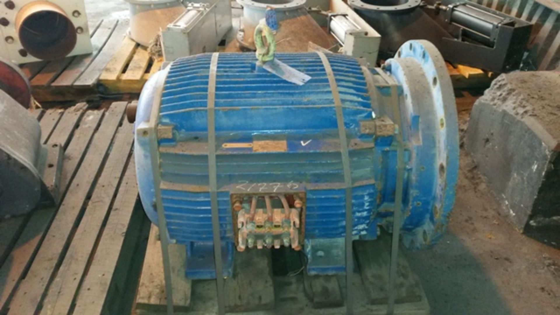 ELECTRIC MOTOR (KW10, VOLT 380, AMP 207) (LOCATED IN RICHARDS BAY, KZN)