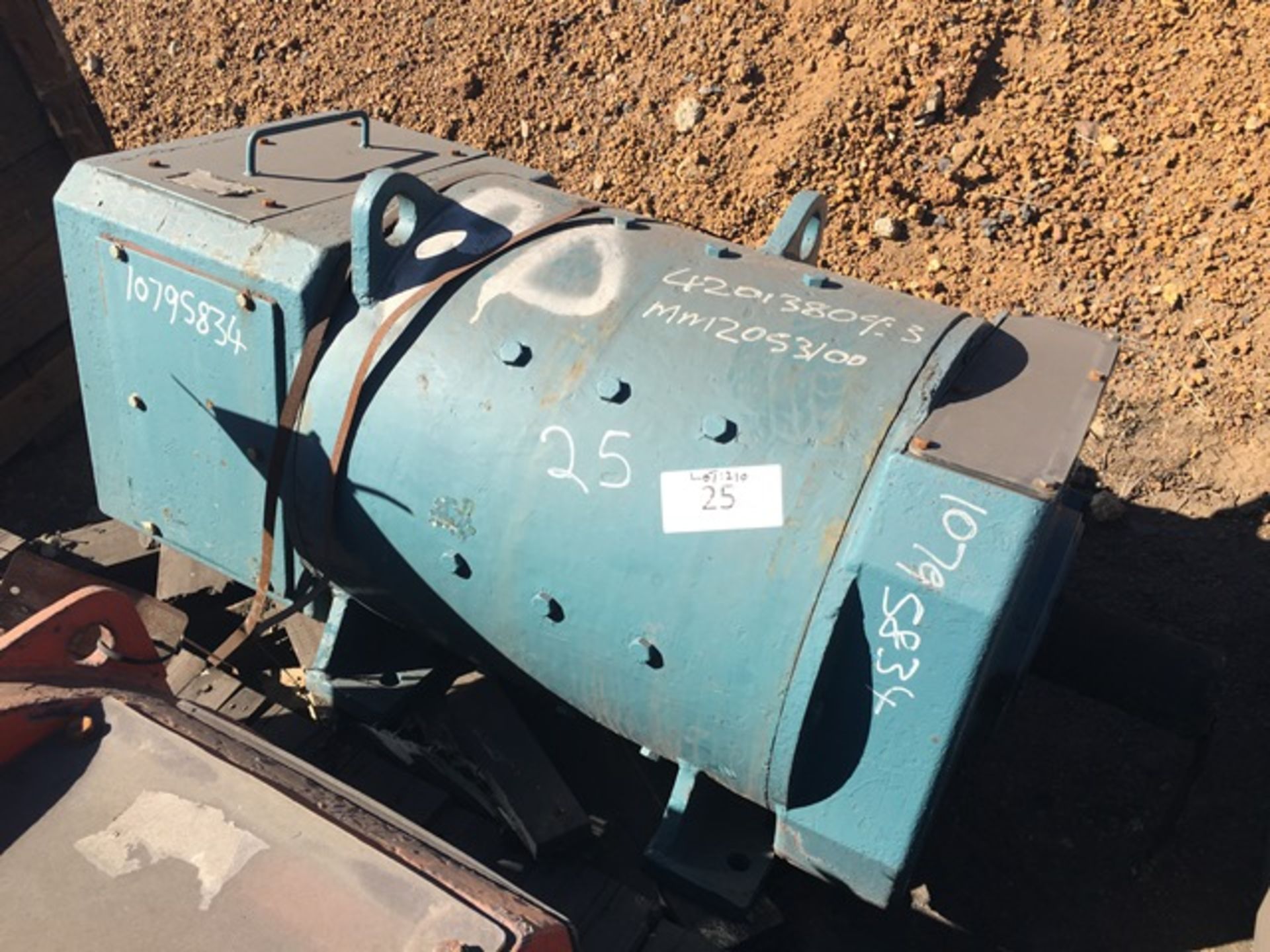 3 X ELECTRIC MOTORS (130KW, 321AMP) TO BE SOLD AS ONE LOT(LOCATED IN MIDDELBURG, MPUMALANGA) - Image 5 of 6