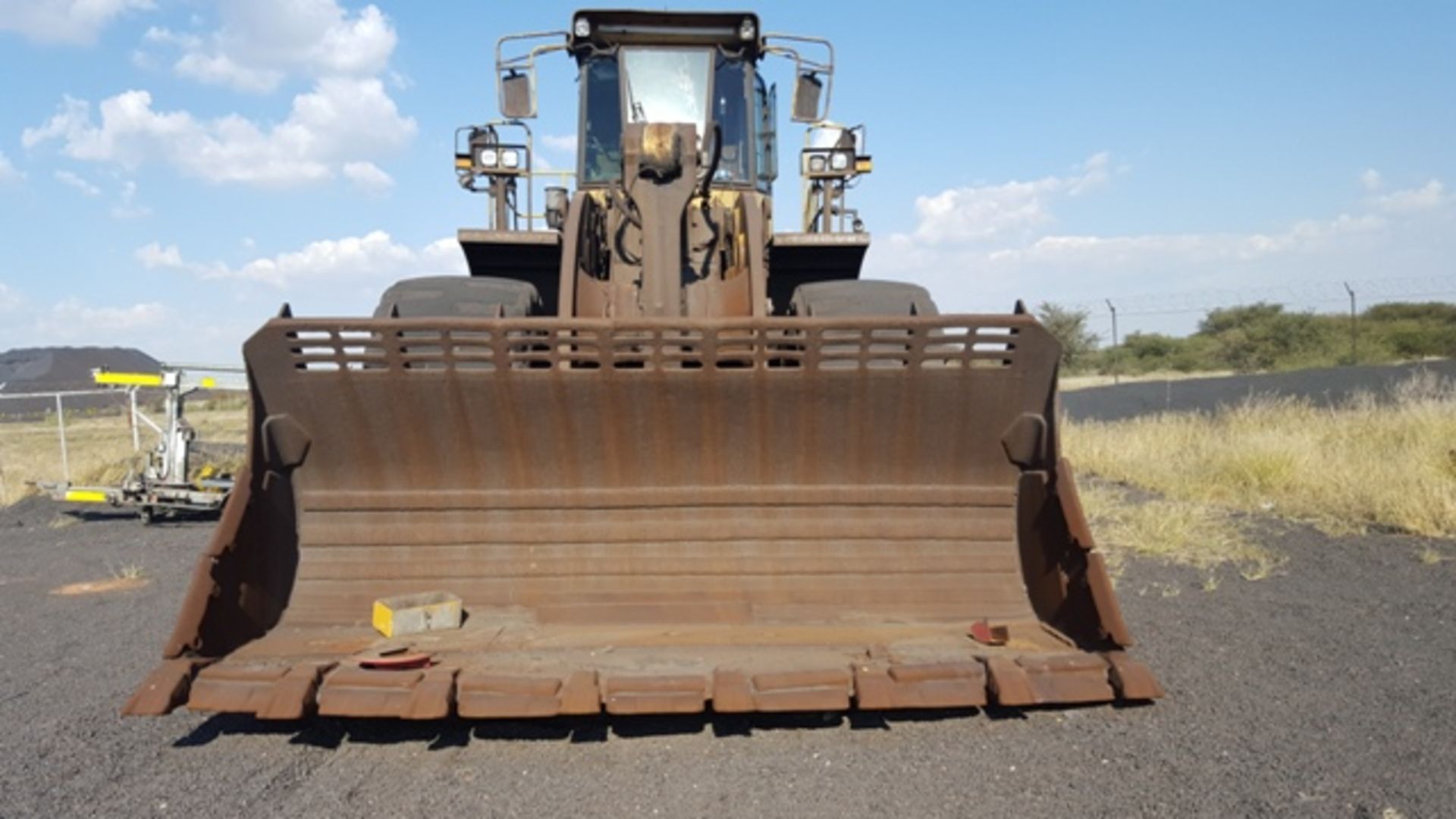 2007 CAT FRONT END LOADER, NON RUNNER (LOCATED IN HOTAZEL, NC) - Image 2 of 10