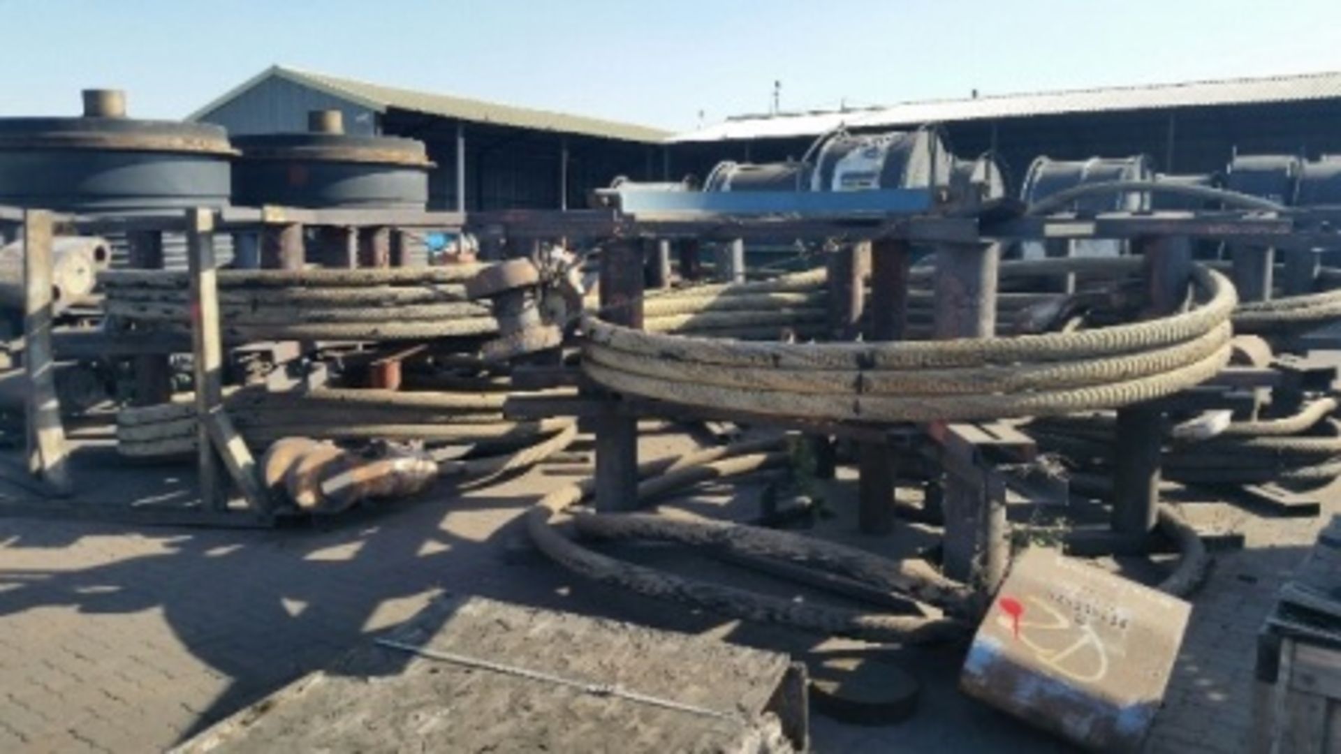 GALVANISED WIRE ROPE ON STAND (LOCATED IN MIDDELBURG, MPUMALANGA)