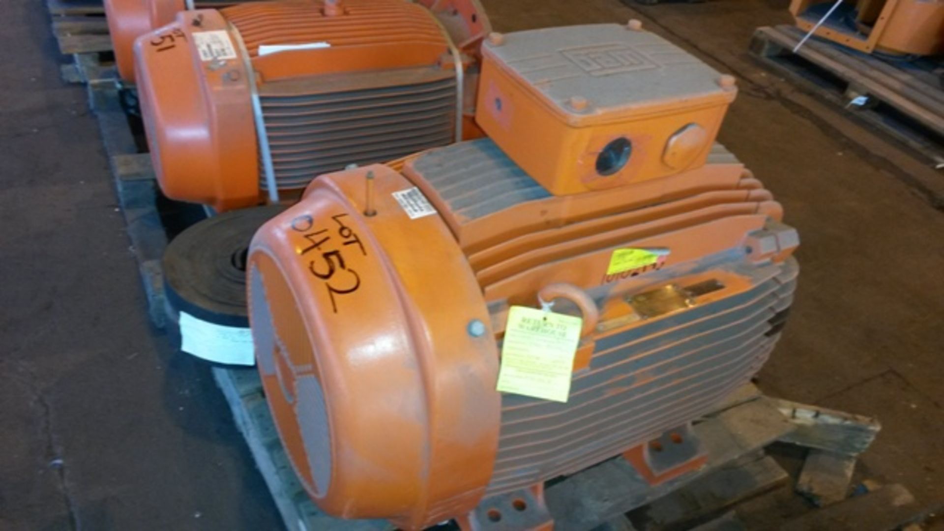 AC MOTOR 75/85KW, 4P, 1450/1785RPM, CW, 380(LOCATED IN RICHARDS BAY, KZN)