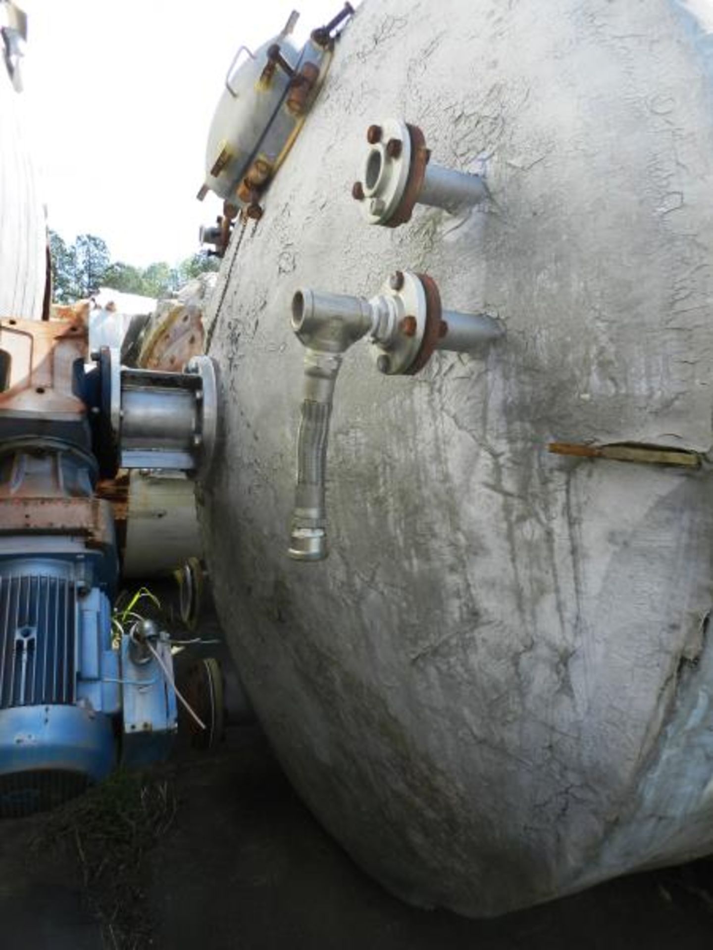 2,000 Gallon 304 SS Dimple Jacketed Tank W/ Mixer - Image 5 of 13