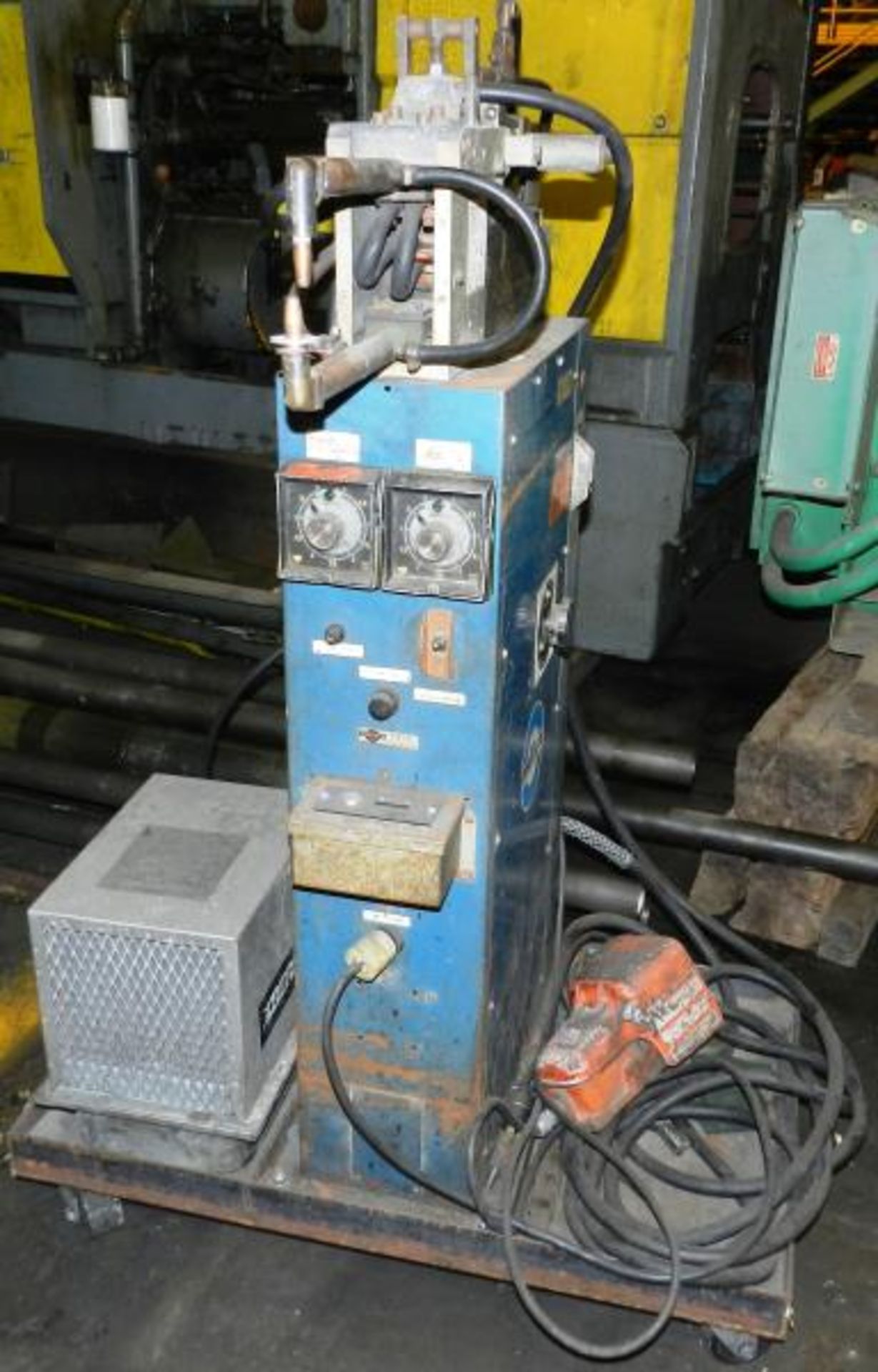 Miller Portable Spot Welder Mps-20 Aft 20 Kva 90 Amp - Image 5 of 8