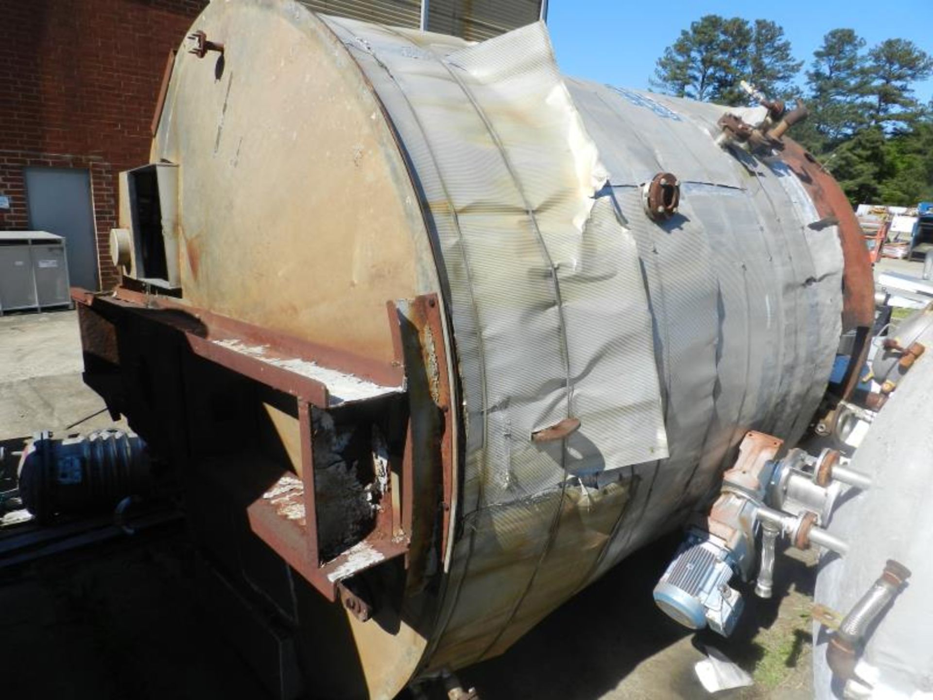 6,000 Gallon Stainless Steel Tank