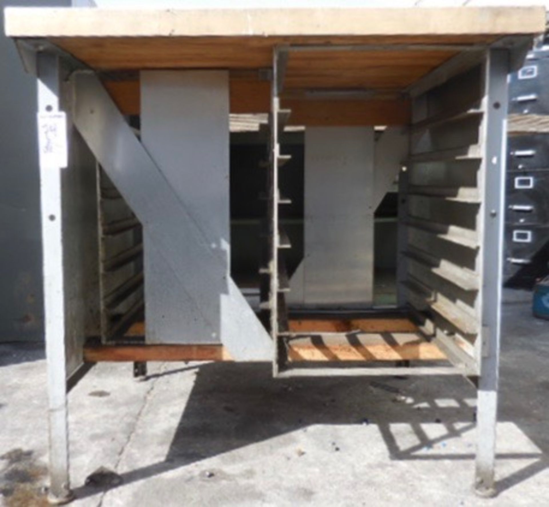 VINTAGE BUTCHER BLOCK COUNTER WITH BAKING RACK UNDERNEATH