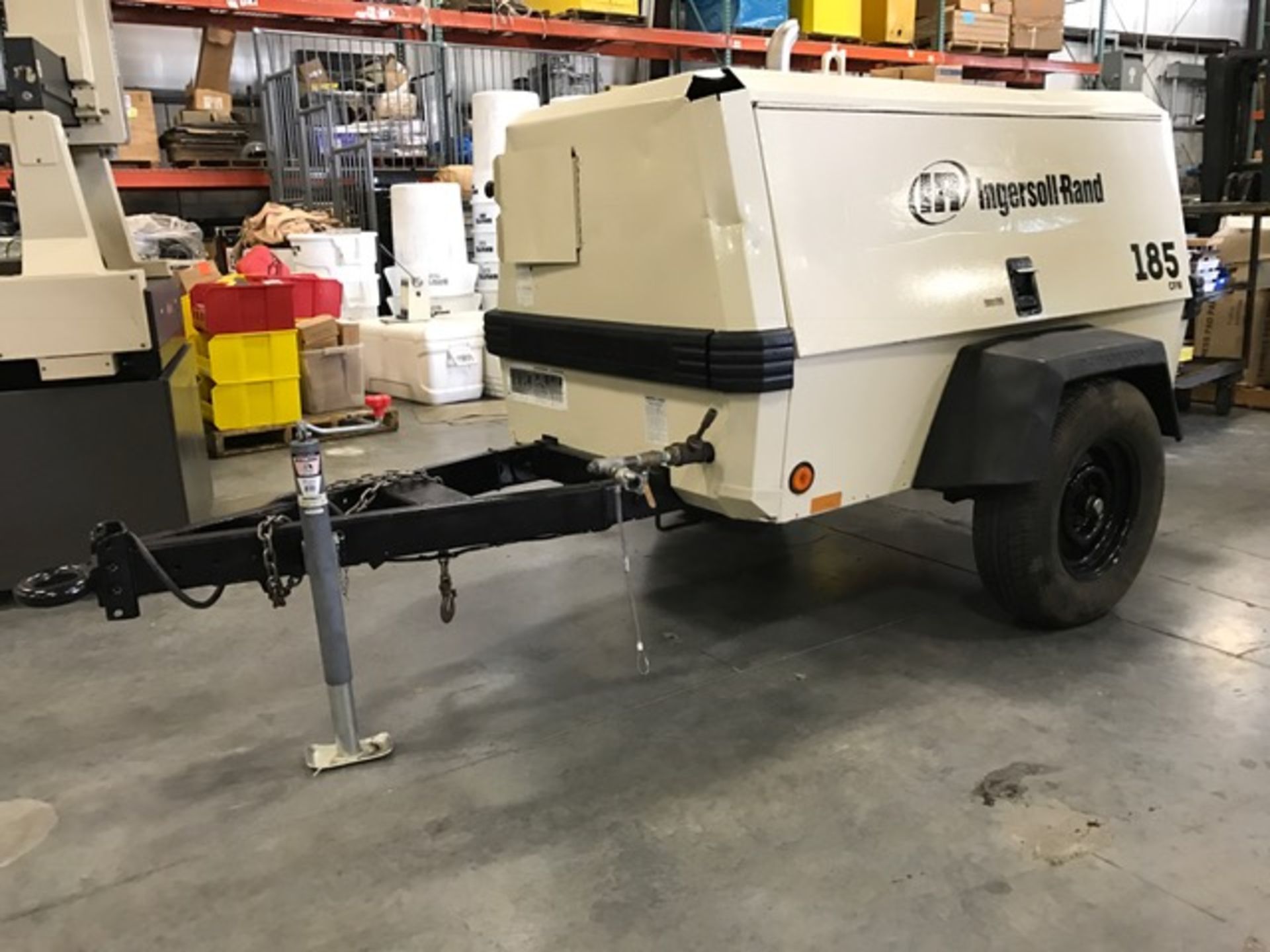 INGERSOLL RAND P185, 1,169 HOURS SHOWING, DIESEL, ADJUSTABLE PINTLE HITCH - Image 2 of 6