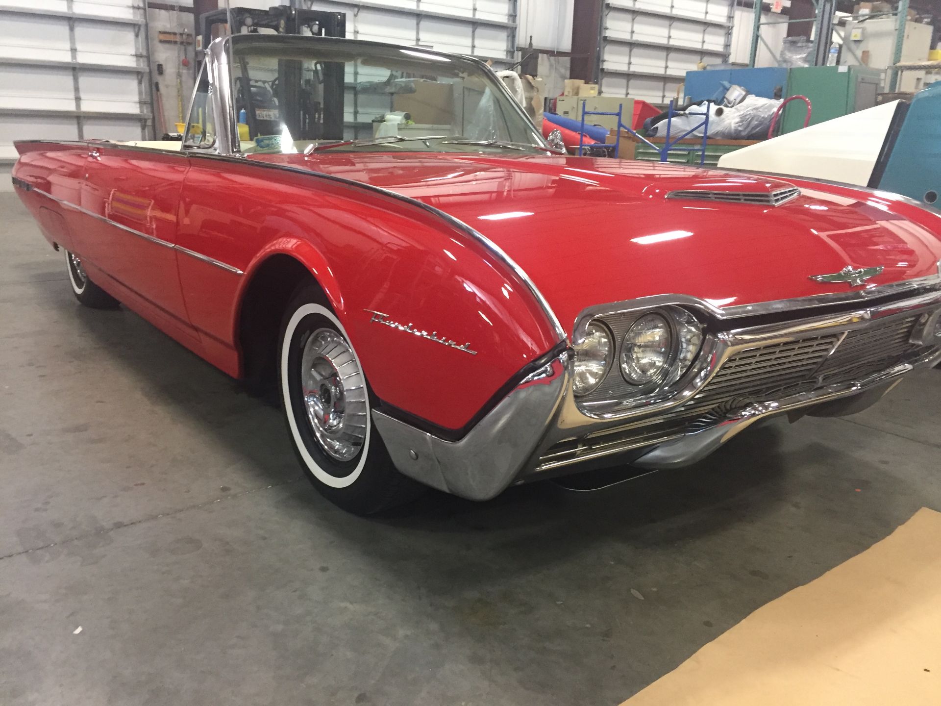 1961 CLASSIC FORD THUNDERBIRD CONVERTIBLE