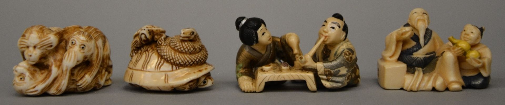 Various netsuke and little okimono, some scrimshaw decorated, Japan, late Meiji period or Interwar - Image 5 of 6