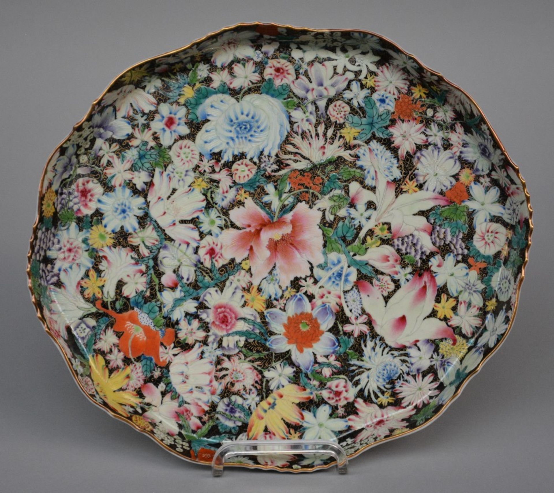 Part of a Chinese tea set with mille-fleurs decoration, marked, first half of 20thC, H 5,5 - 15 - - Bild 2 aus 10