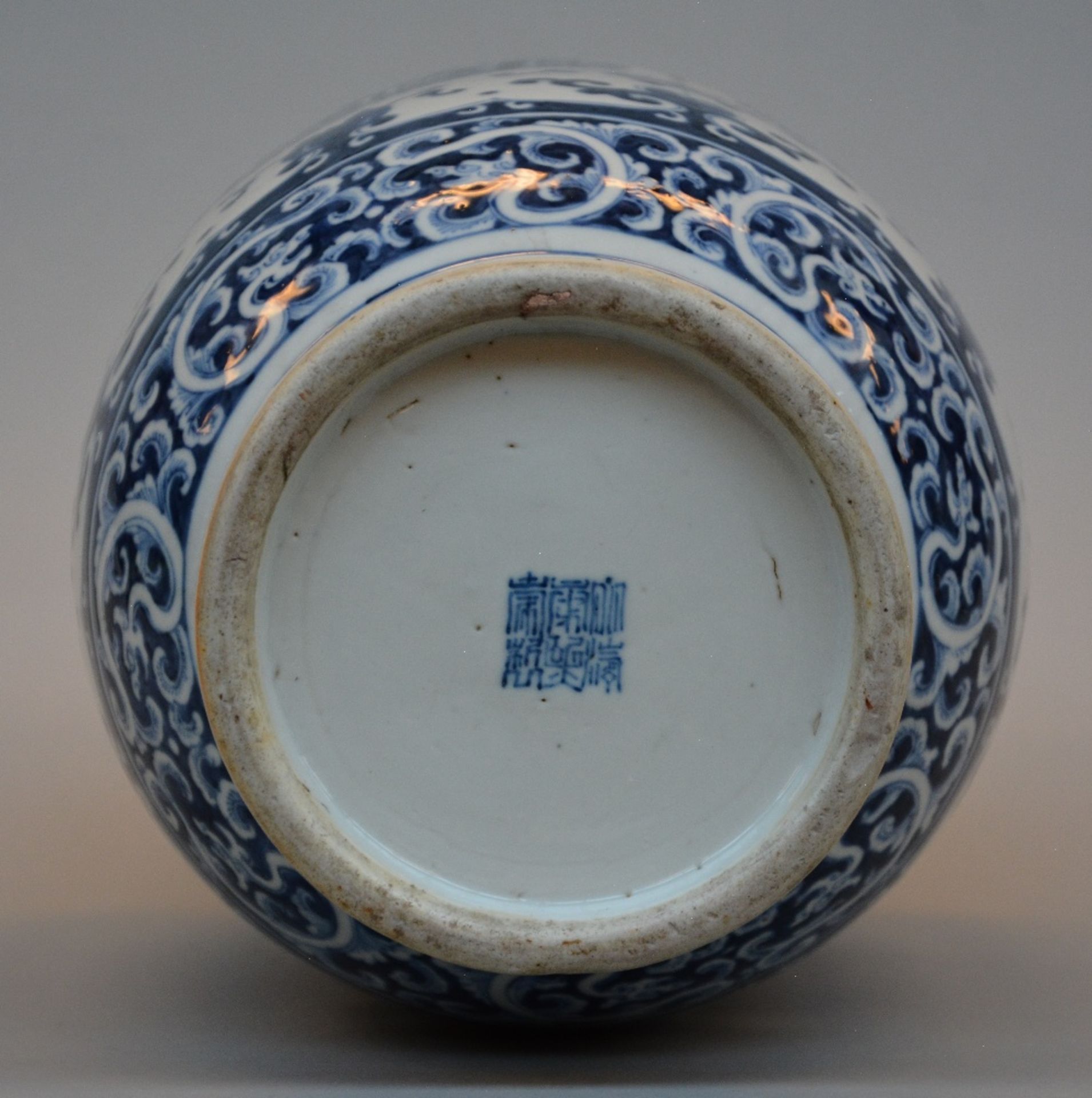 A Chinese blue and white vase, marked, 19thC, H 48 cm - Bild 6 aus 8