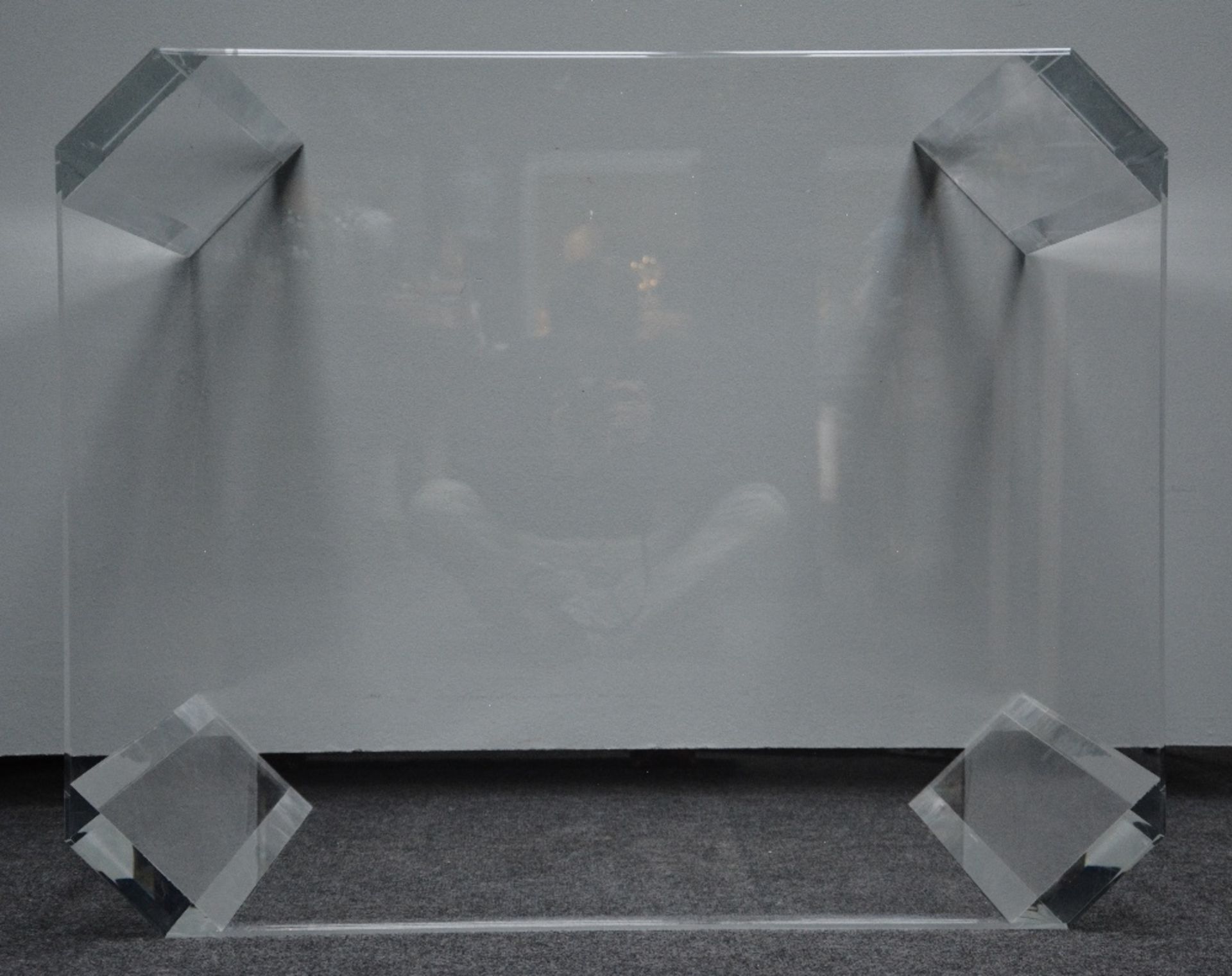 An octagonal designer table in acrylic glass, H 75,5 - W 100 - D 80,5 cm - Bild 3 aus 3