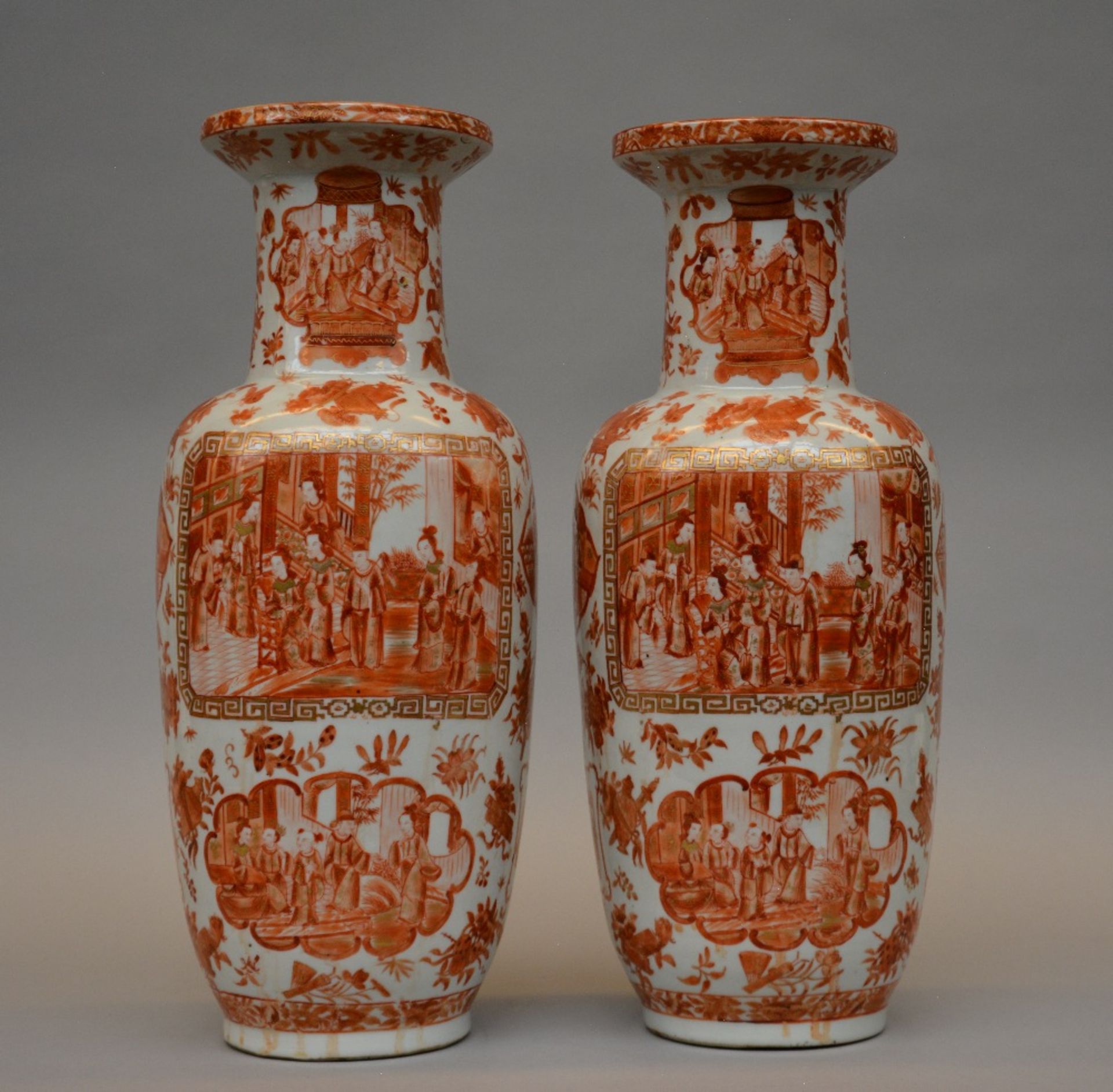 A pair of Chinese vases with iron-red upperglaze, painted with court scenes, first half of 19thC,