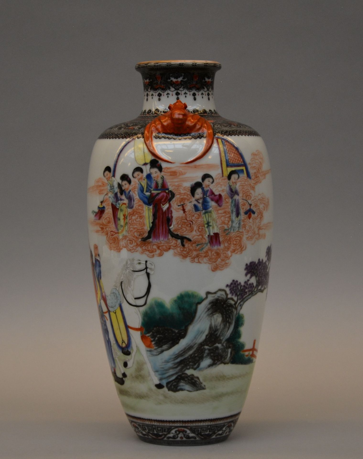 An exceptional Chinese polychrome decorated vase, painted with genre scene, relief decorated with - Bild 2 aus 8