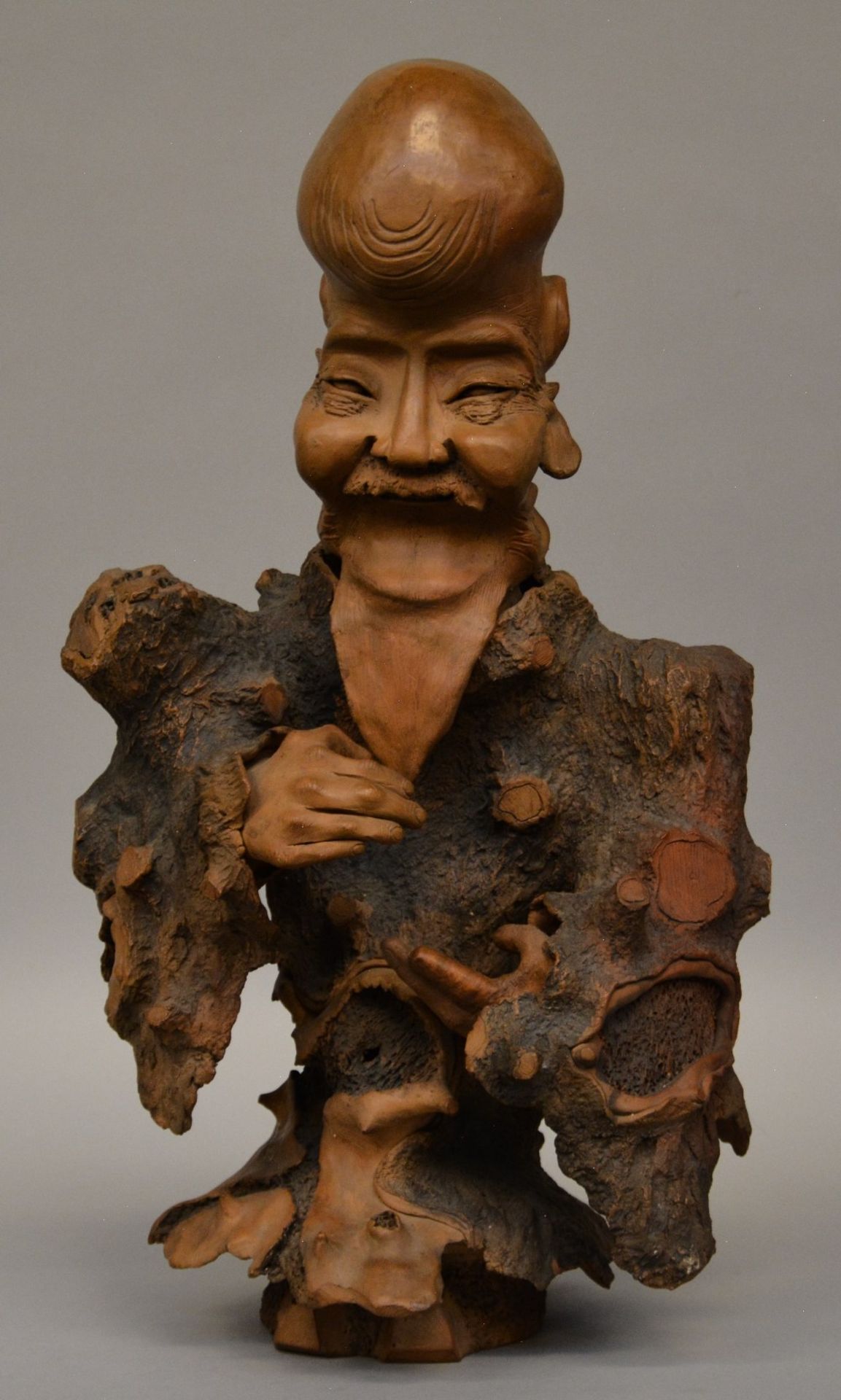 An Oriental terracotta sculpture depicting a sage, H 53,5 cm