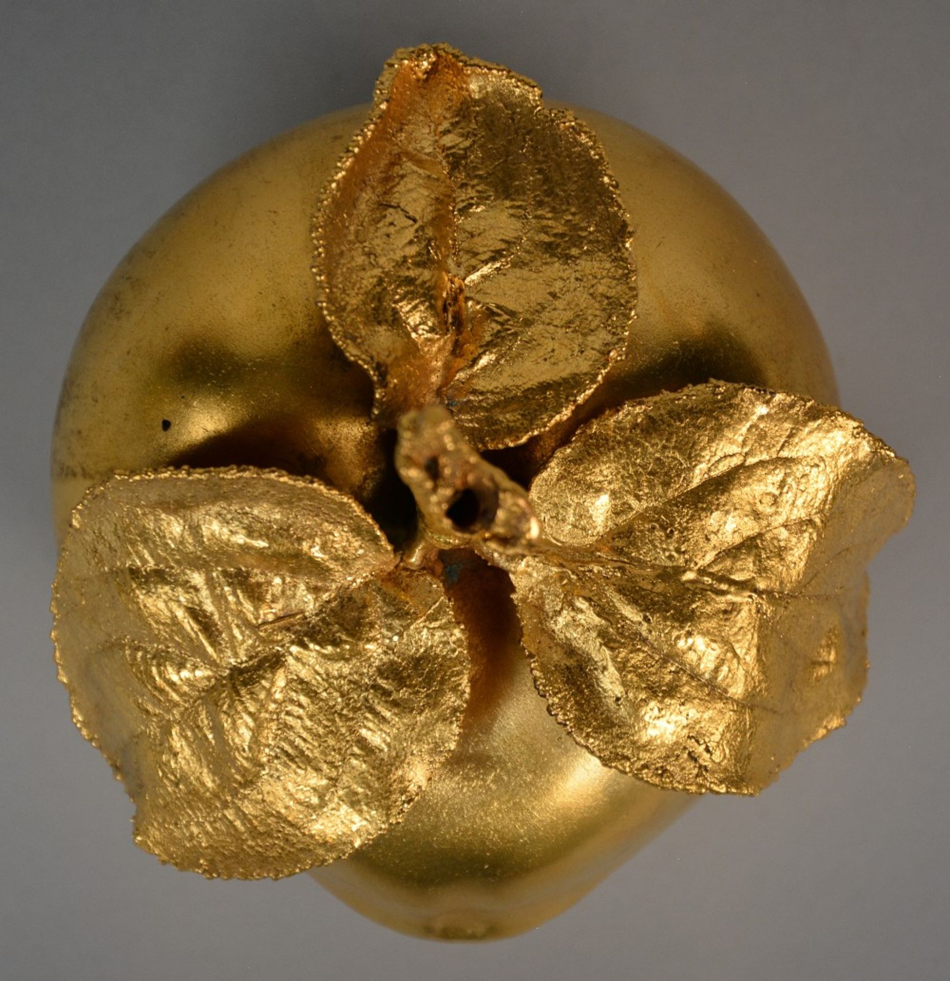 Lalanne C., "pomme bouche", gilt bronze sculpture, signed Lalanne - Artcurial 233/250, H 14 cm - Bild 5 aus 7