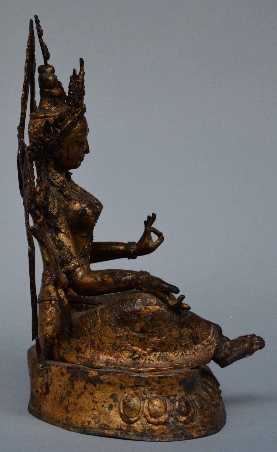 An Oriental gilt bronze Buddha, H 45 cm (restoration) - Image 4 of 5