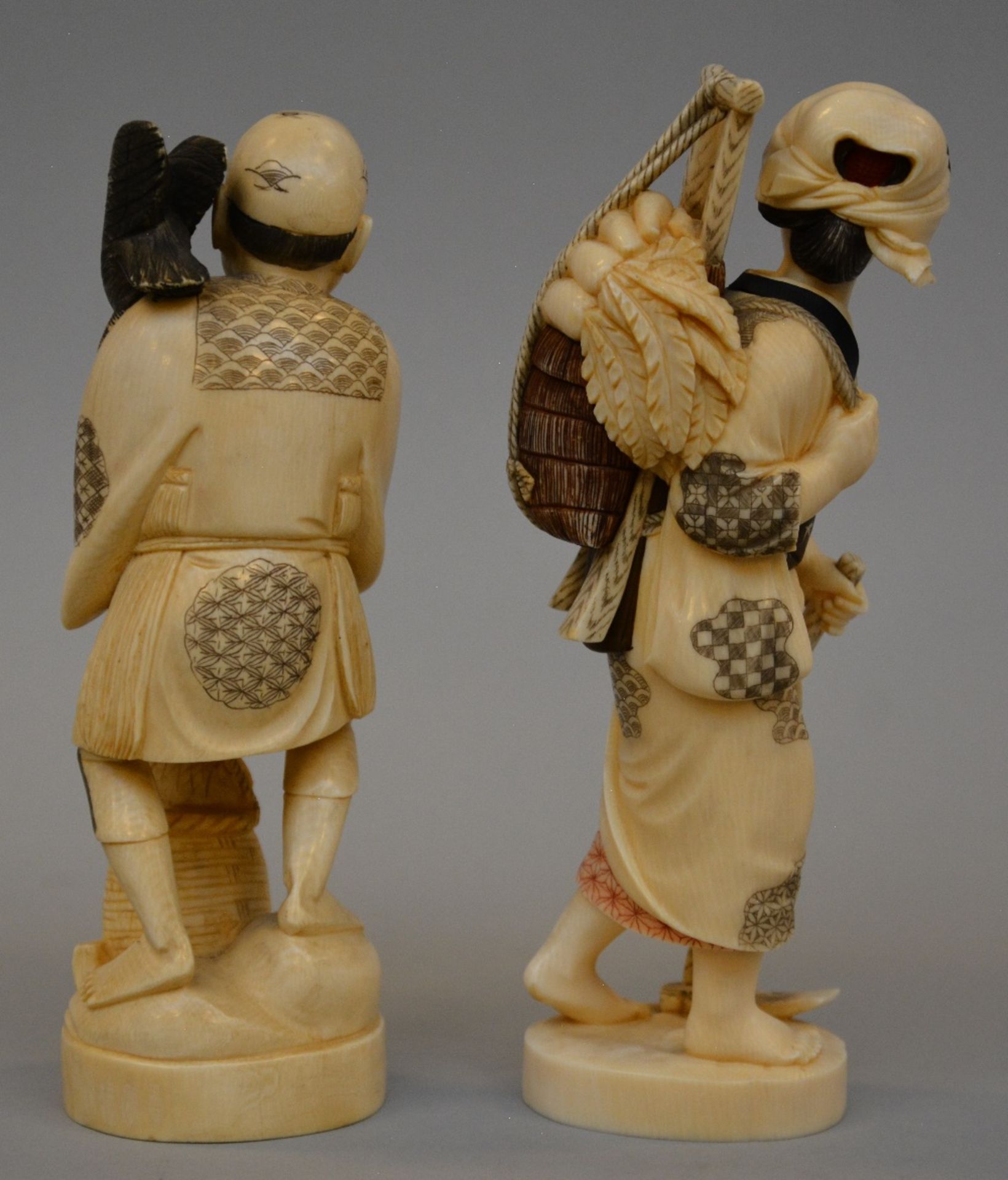 Two Japanese ivory okimono of country folks, scrimshaw decorated and tinted, late Meiji period, H - Image 3 of 7