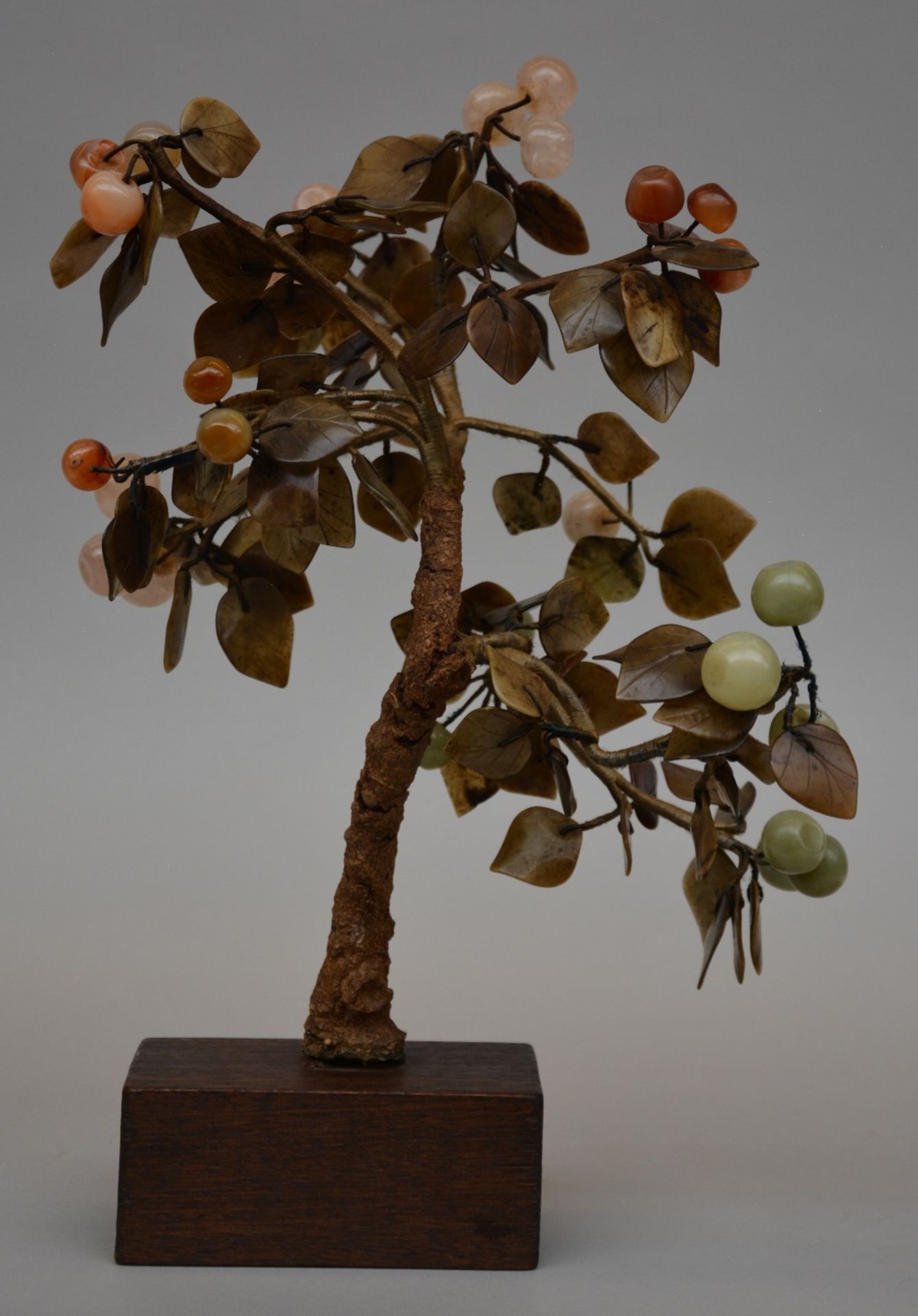 An Oriental tree, decorated with gemstones, H 43 cm - Image 3 of 5