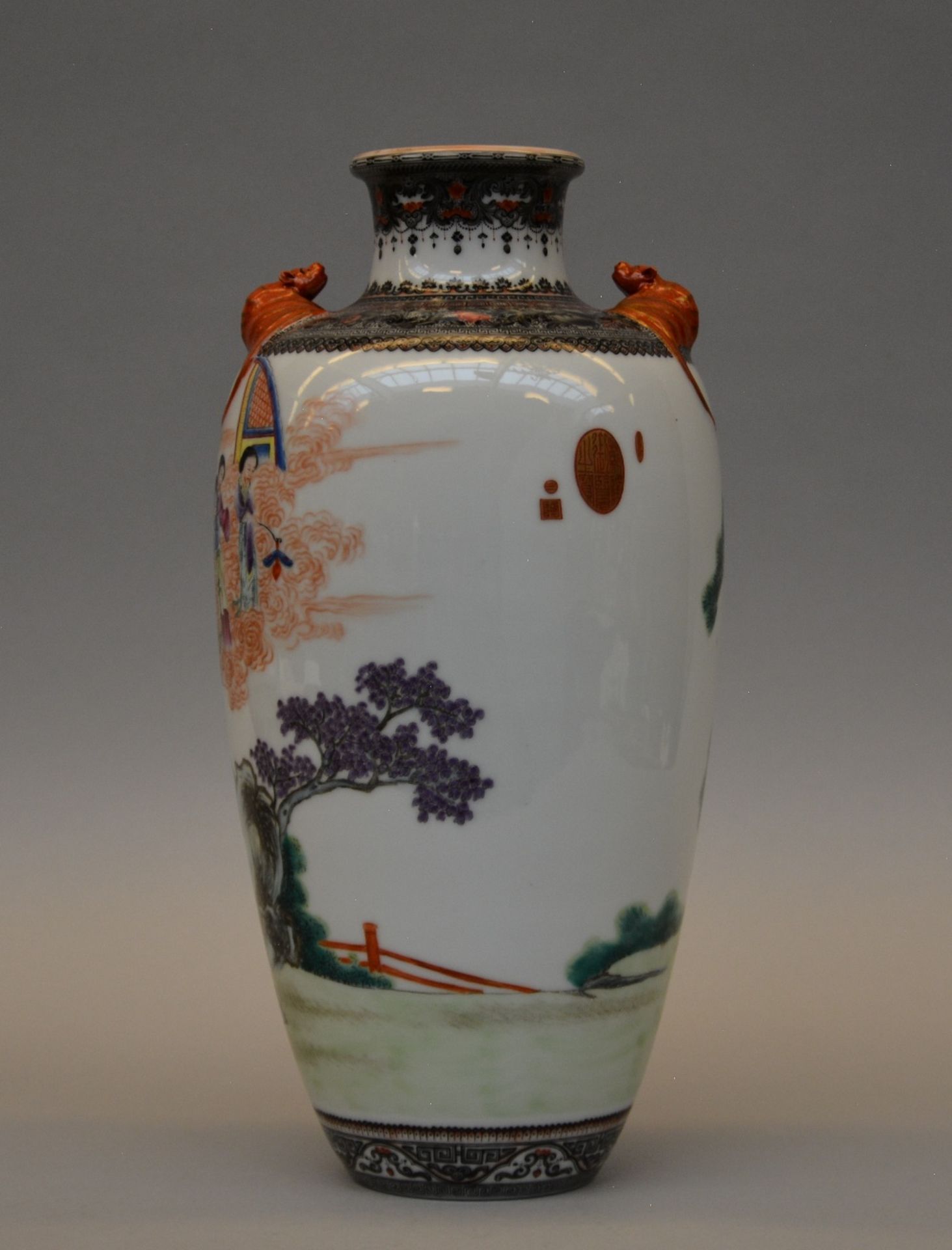 An exceptional Chinese polychrome decorated vase, painted with genre scene, relief decorated with - Bild 3 aus 8