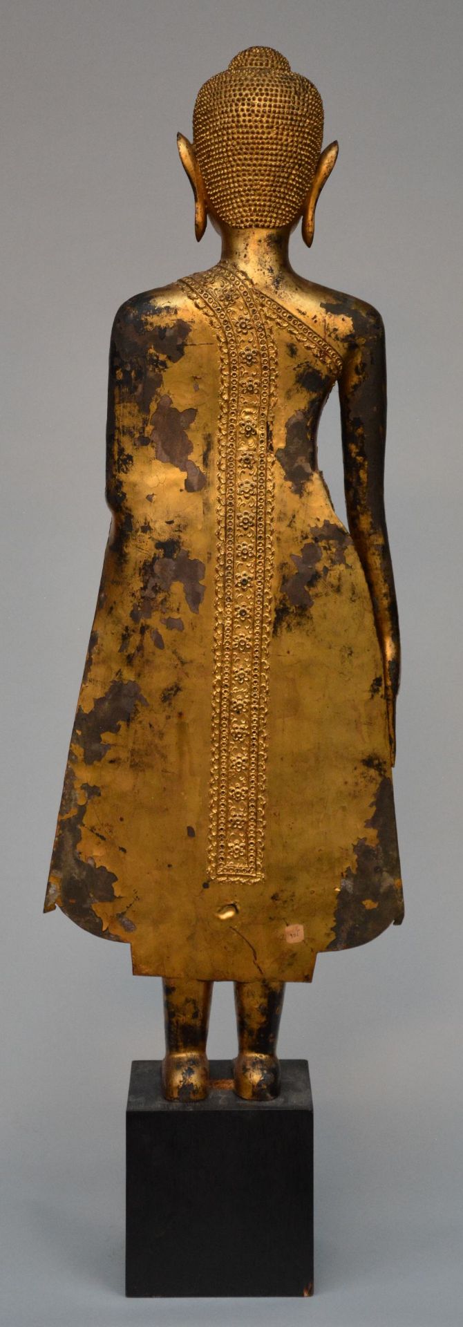 An Oriental gilt standing Buddha on a wooden base, H 126 cm - Image 3 of 4