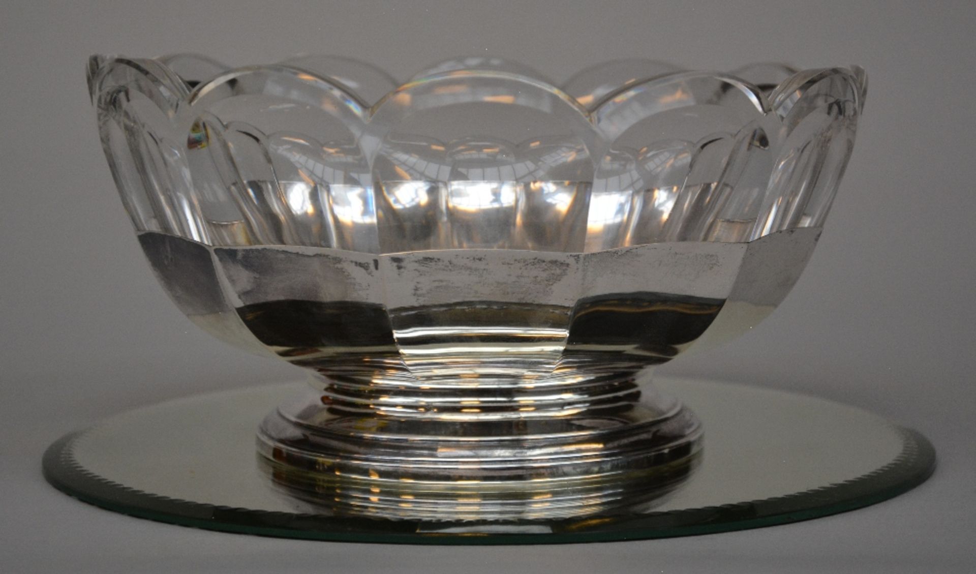 An exceptional Art Deco plate in cut crystal (probably V.S.L) with silver mount, 950/000, makers' - Bild 2 aus 6