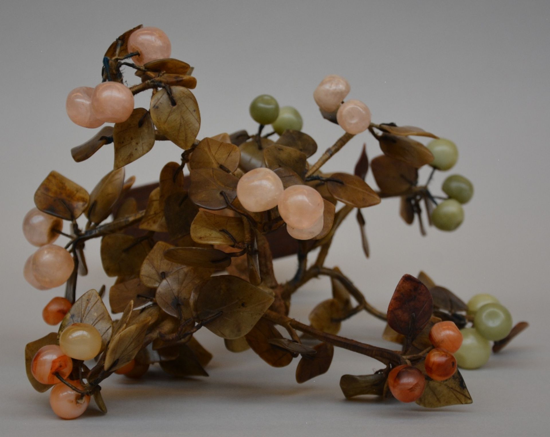 An Oriental tree, decorated with gemstones, H 43 cm - Image 5 of 5