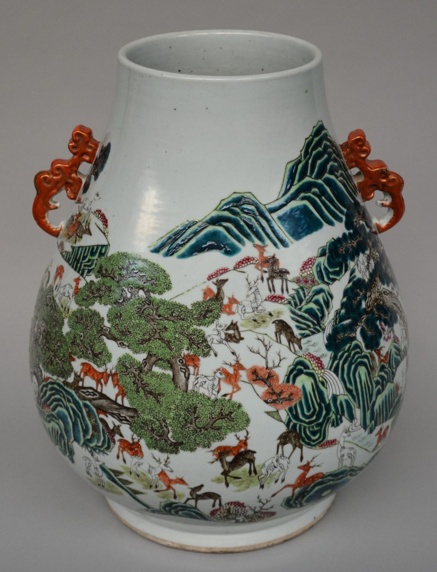 An exceptional Chinese 'one hundred deer' 'hu' vase, marked Qianlong, 19thC, H 47,5 cm