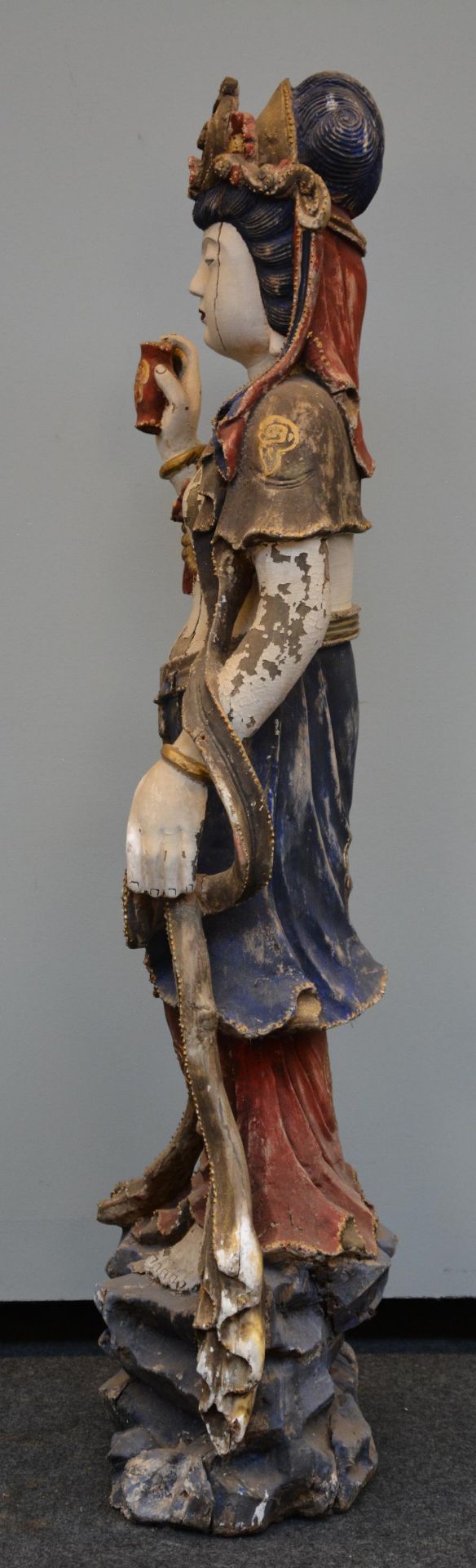 An exceptional Guanyin sculpture in polychrome wood, possibly Tibet, 18thC, H 141 cm (damage to - Image 7 of 11