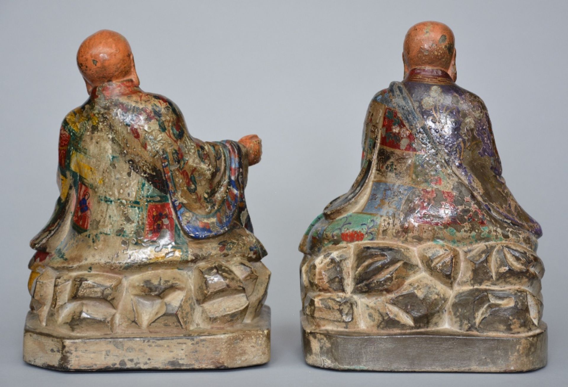 Two Oriental polychromed wooden Buddhist monks, ca. 1900, H 31 - 32 cm (damage to the polychrome) - Image 3 of 5