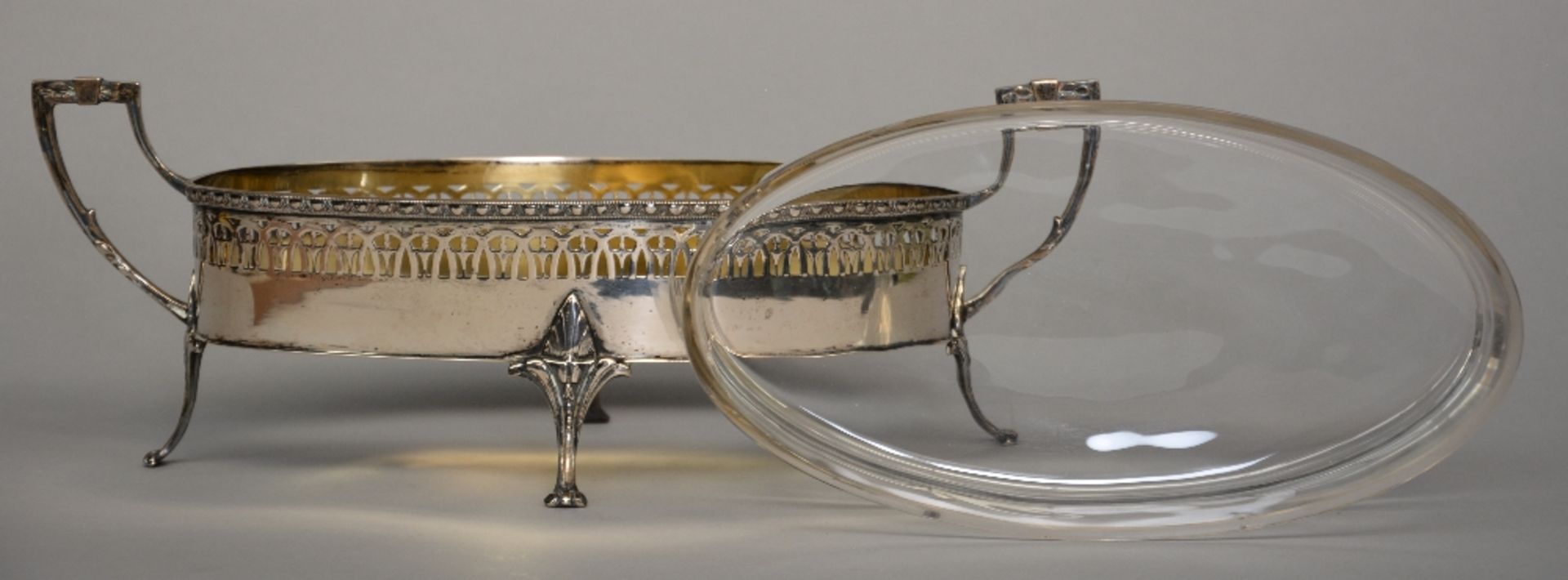 A crystal bowl with a Neoclassical silver mount, 800/000, Germany, ca. 1910, H 12 - W 33 cm -Total - Image 5 of 7