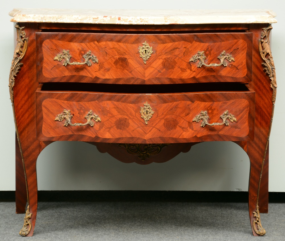 A mahogany veneered and marquetry LXV style commode, brass mounts and a Rosalia turque marble top, H - Image 2 of 6