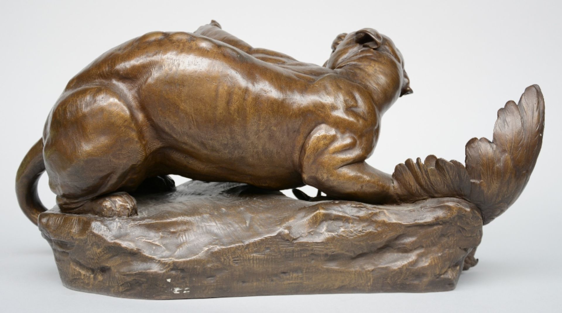 Bureau L., lioness and her kill, bronze, 19thC, H 31 - W 63,5 cm - Image 3 of 7