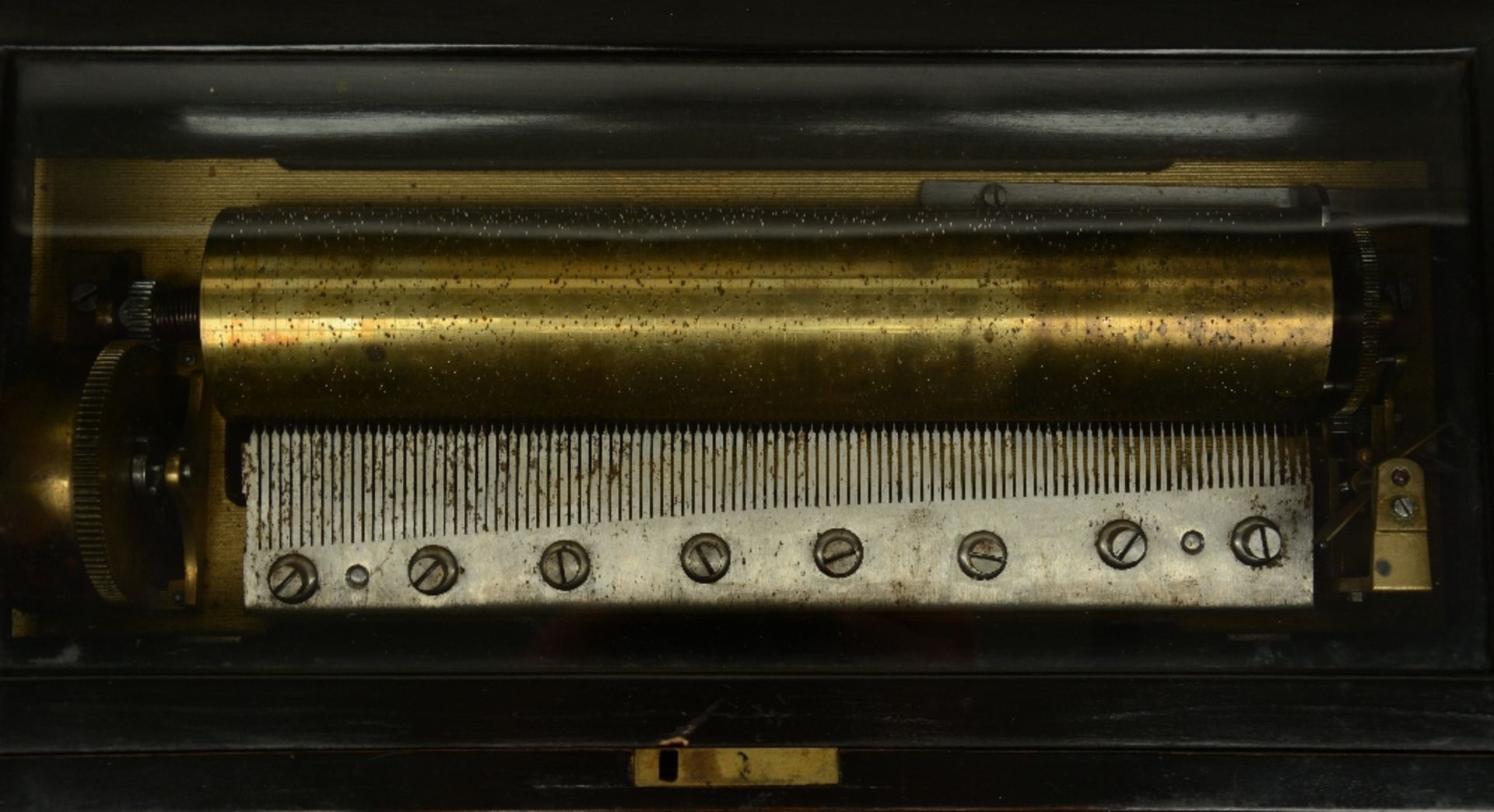 A 19thC ebonised and rosewood veneered music box, 'Fabrique de  Genève - Six Airs', H 14,5 - W 49, - Image 2 of 5