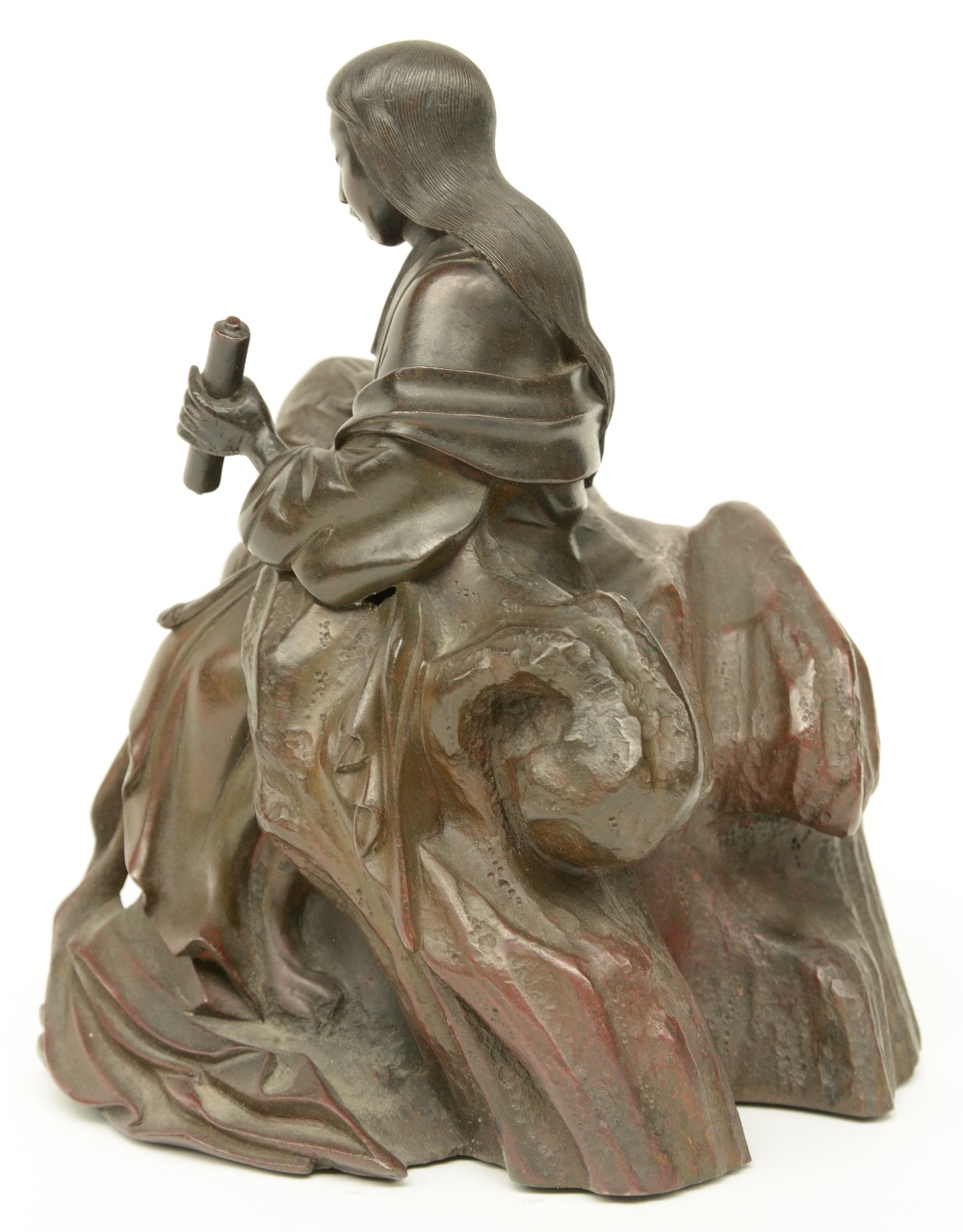 A Chinese bronze Guanyin sitting on a rock, 19thC, H 16 cm - Image 2 of 6