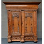 An oak wardrobe, partly 17th and 18thC, H 193 - W 176,5 - D 75 cm