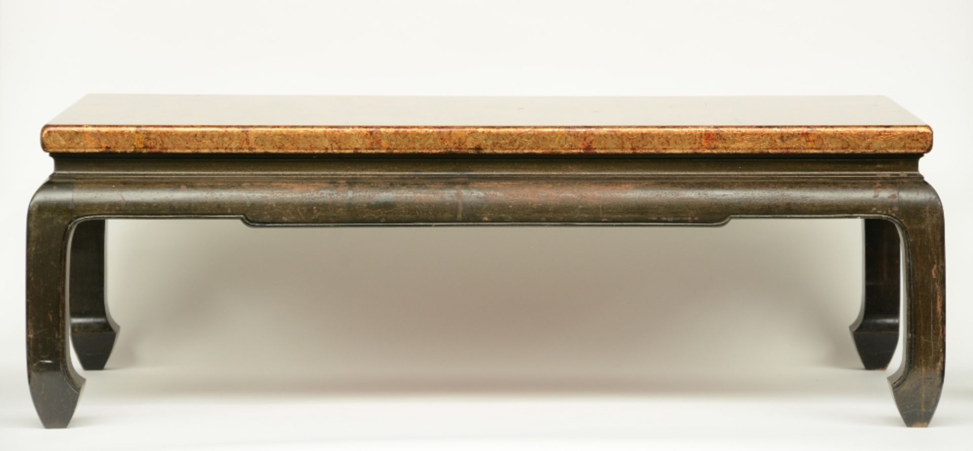 An Oriental decorative coffee table, H 37 - W 111,5 - D 55 cm