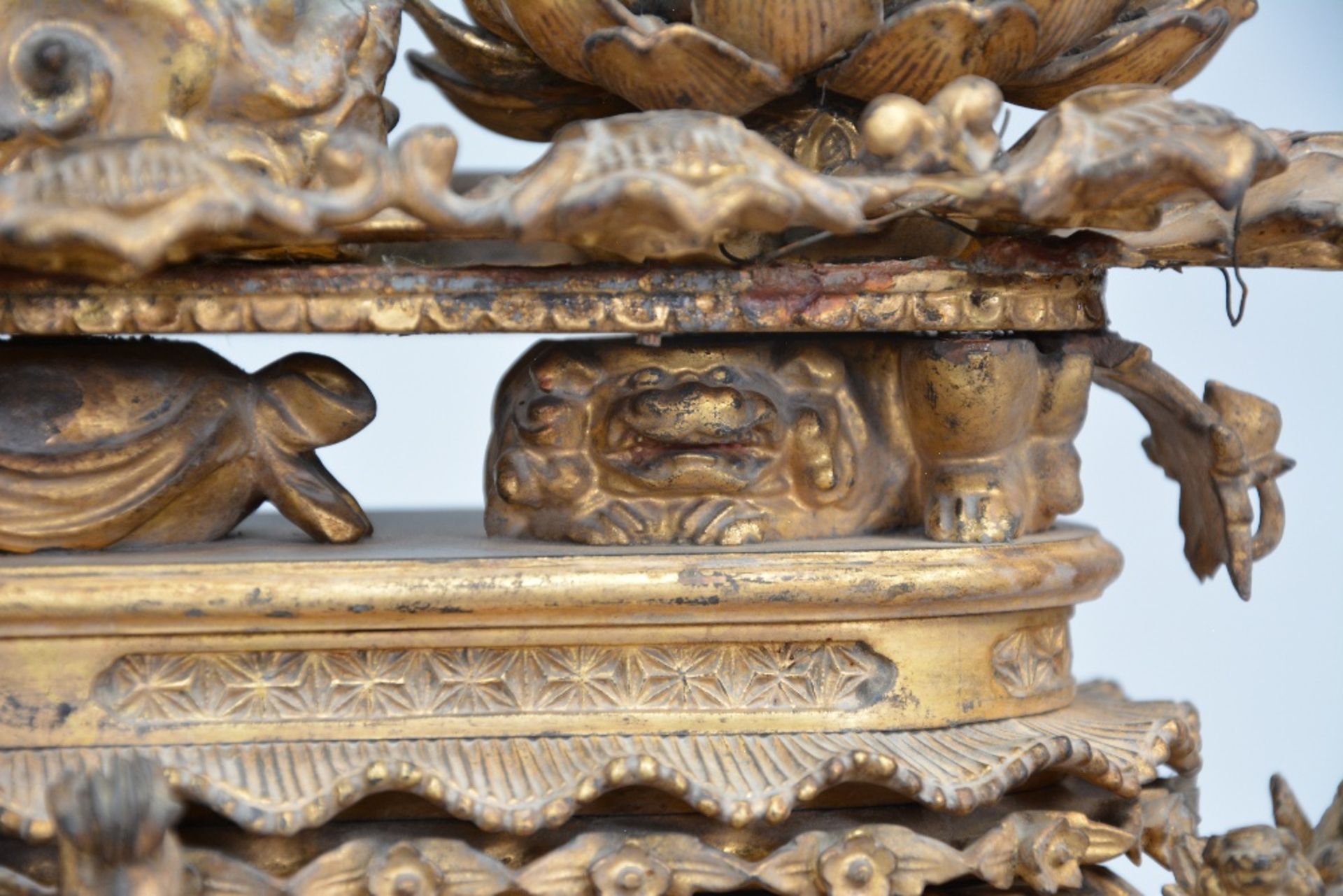 An 18thC Oriental gilt wooden temple with two sitting Buddha's on lotus seat and rich carvings, H 60 - Bild 10 aus 10